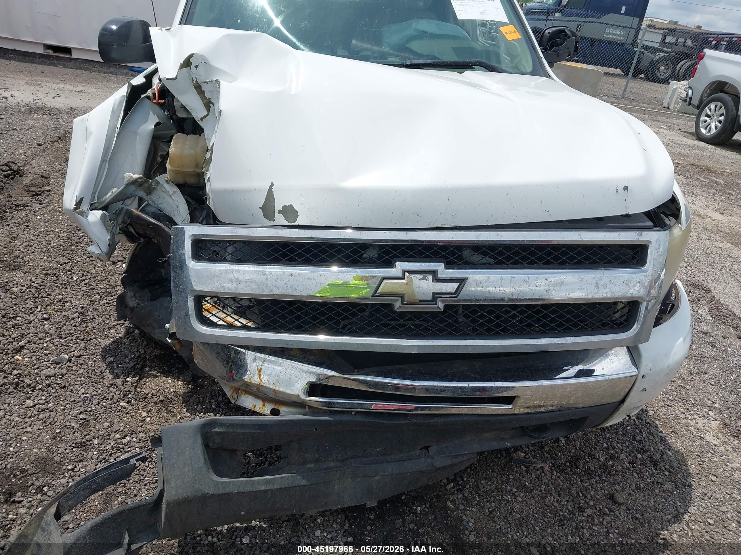 2011 Chevrolet Silverado 1500 Lt White vin: 3GCPKSE39BG250715