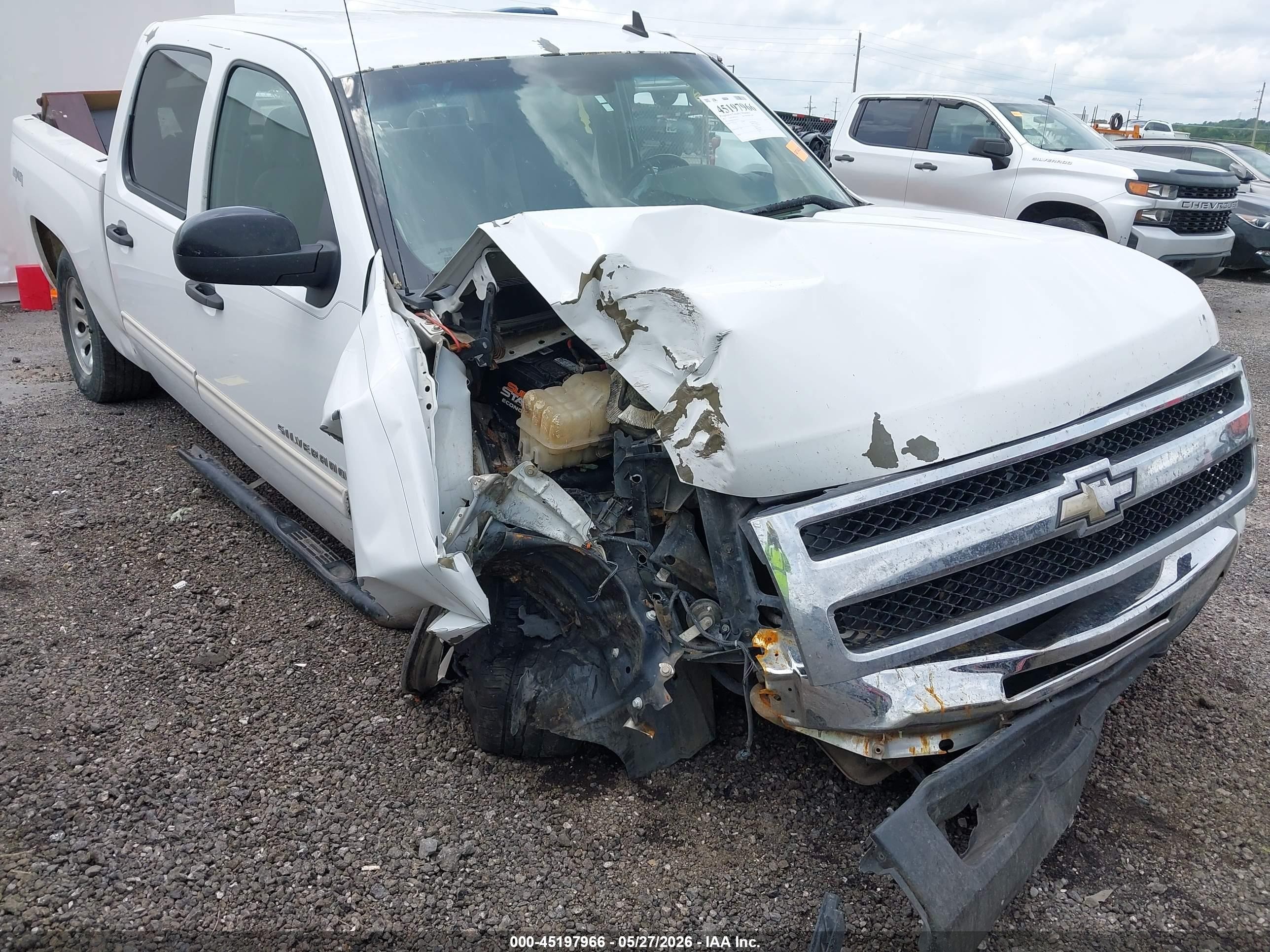 2011 Chevrolet Silverado 1500 Lt White vin: 3GCPKSE39BG250715
