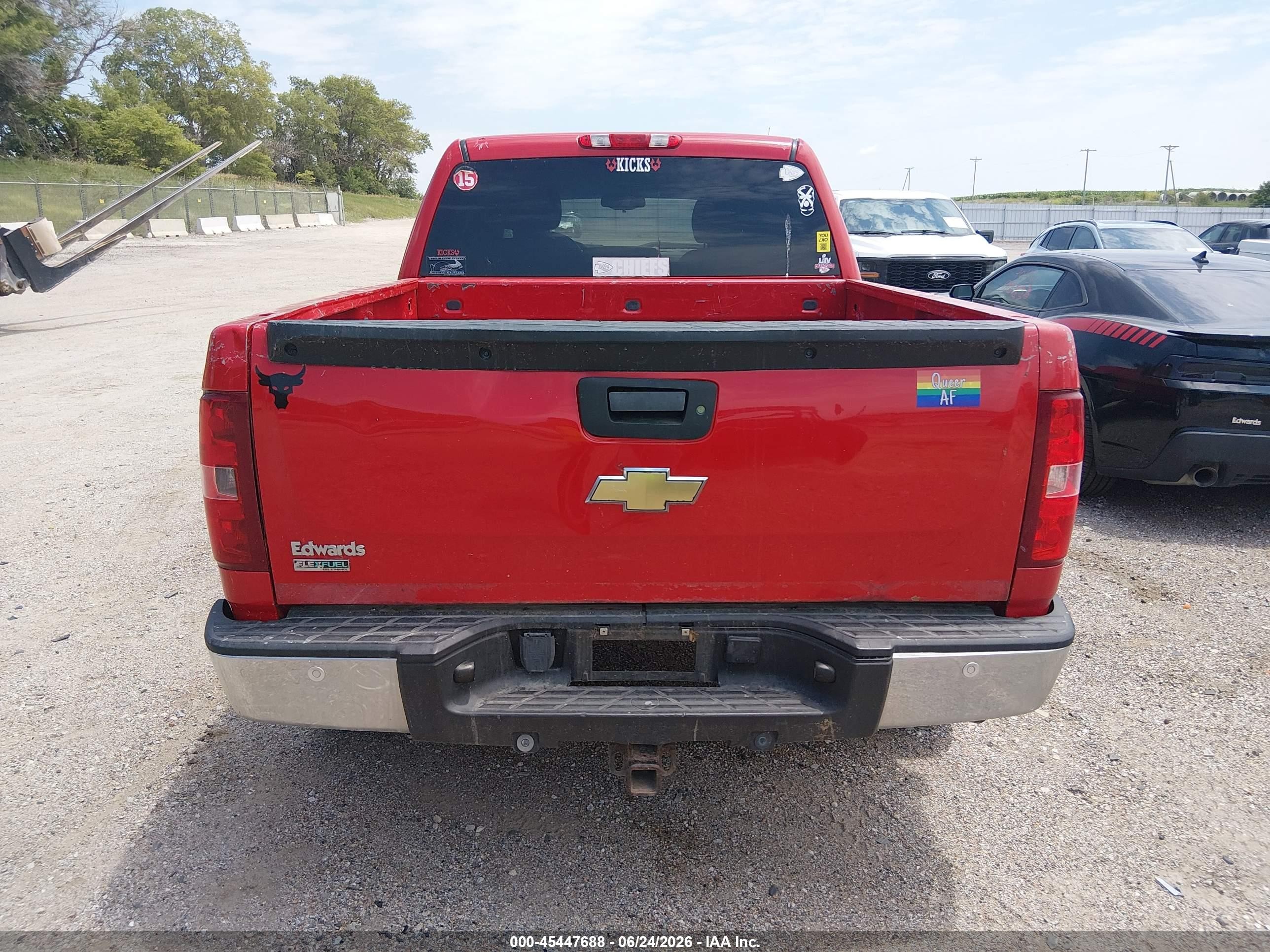 2011 Chevrolet Silverado 1500 Lt Red vin: 3GCPKSE3XBG222406