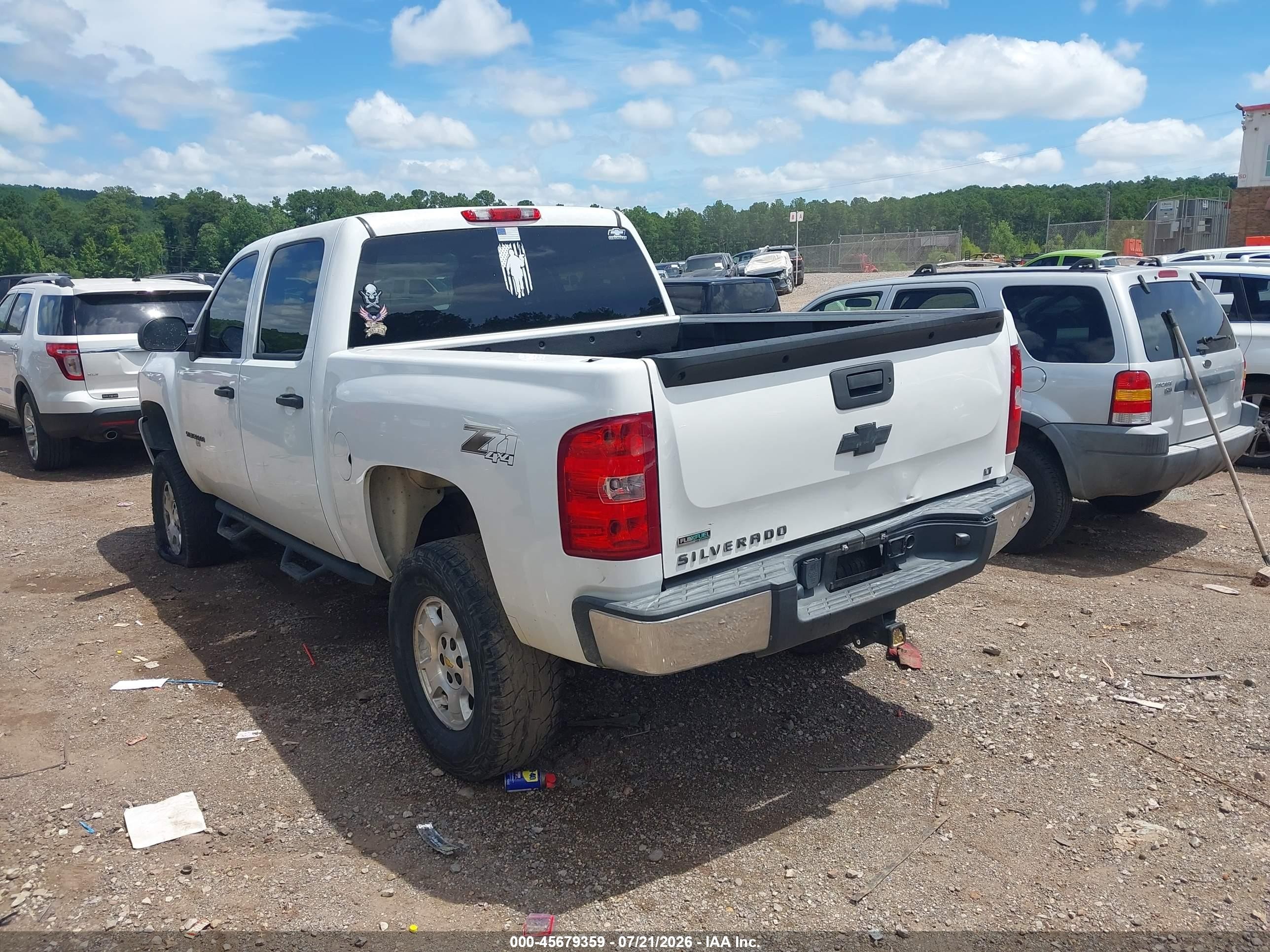 2011 Chevrolet Silverado 1500 Lt Белый vin: 3GCPKSE3XBG237990