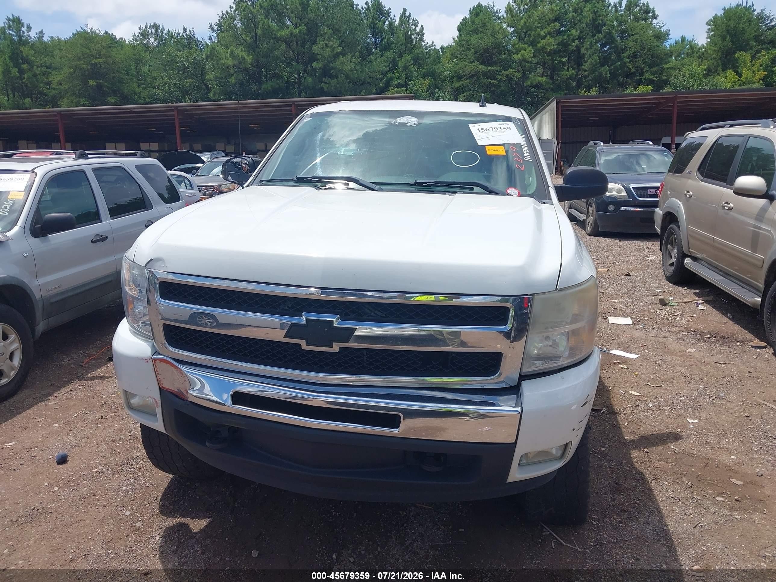 2011 Chevrolet Silverado 1500 Lt Белый vin: 3GCPKSE3XBG237990