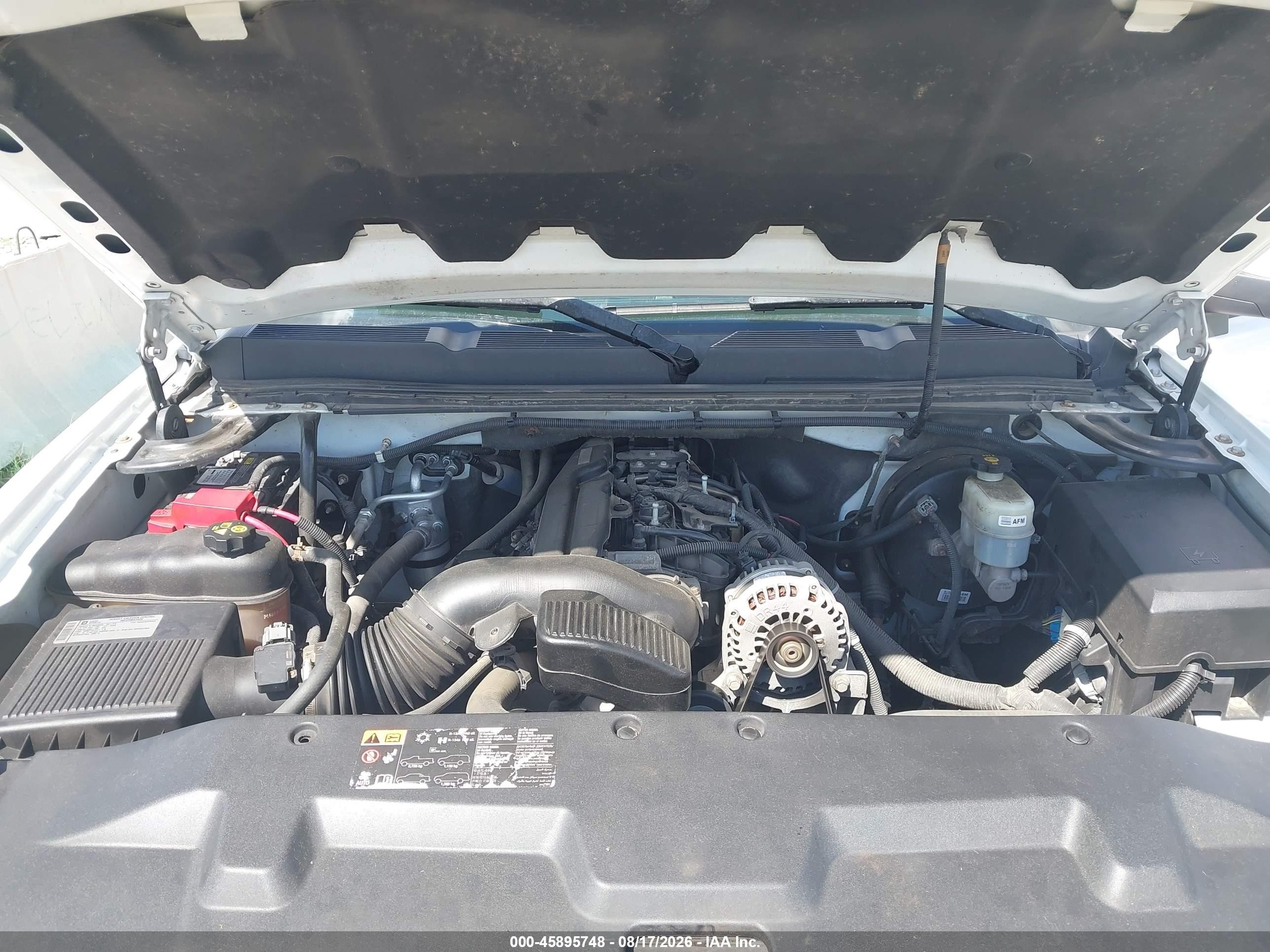 2011 Chevrolet Silverado 1500 Lt Белый vin: 3GCPKSE3XBG244373