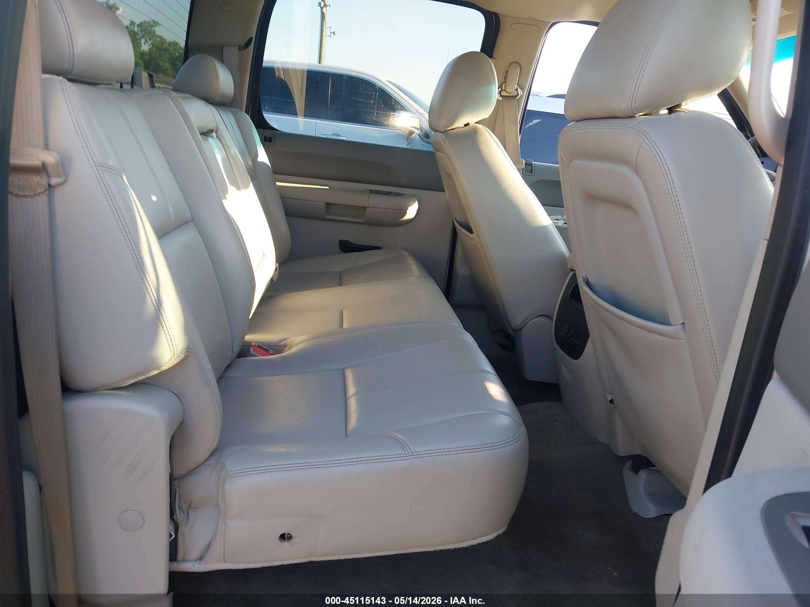 2013 Chevrolet Silverado 1500 Lt Серебряный vin: 3GCPKSE70DG156096