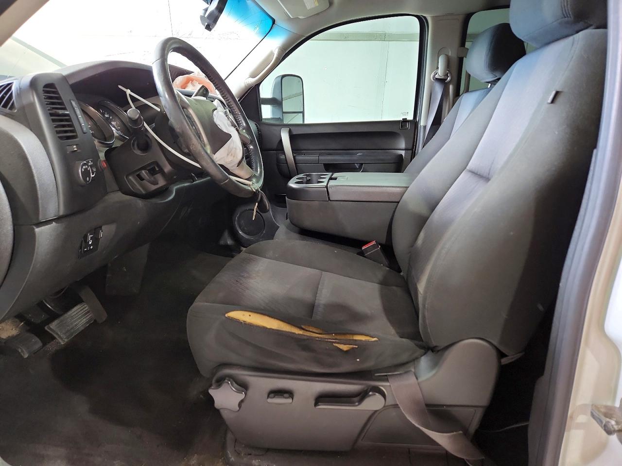 2013 Chevrolet Silverado K1500 Lt White vin: 3GCPKSE71DG132681