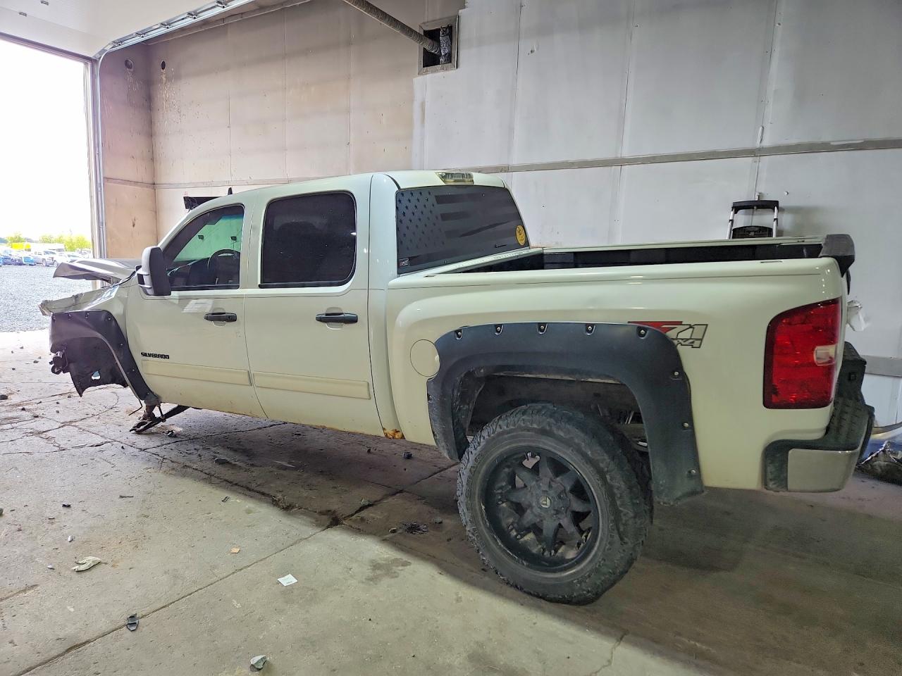 2013 Chevrolet Silverado K1500 Lt White vin: 3GCPKSE71DG132681