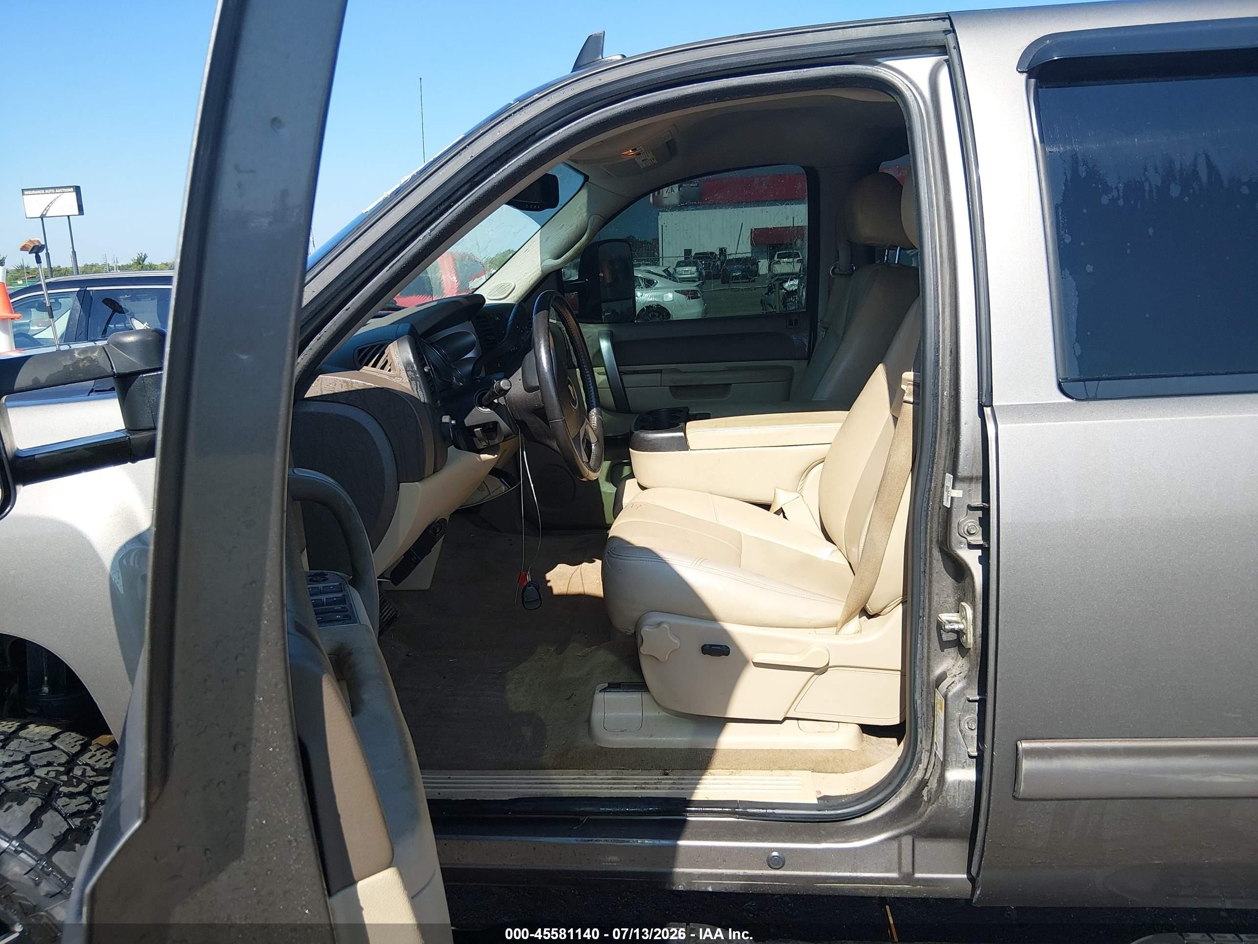 2013 Chevrolet Silverado 1500 Lt Gray vin: 3GCPKSE71DG172596