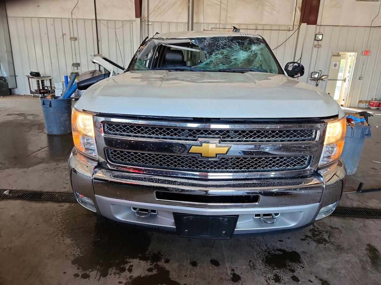 2013 Chevrolet Silverado K1500 Lt White vin: 3GCPKSE71DG228293