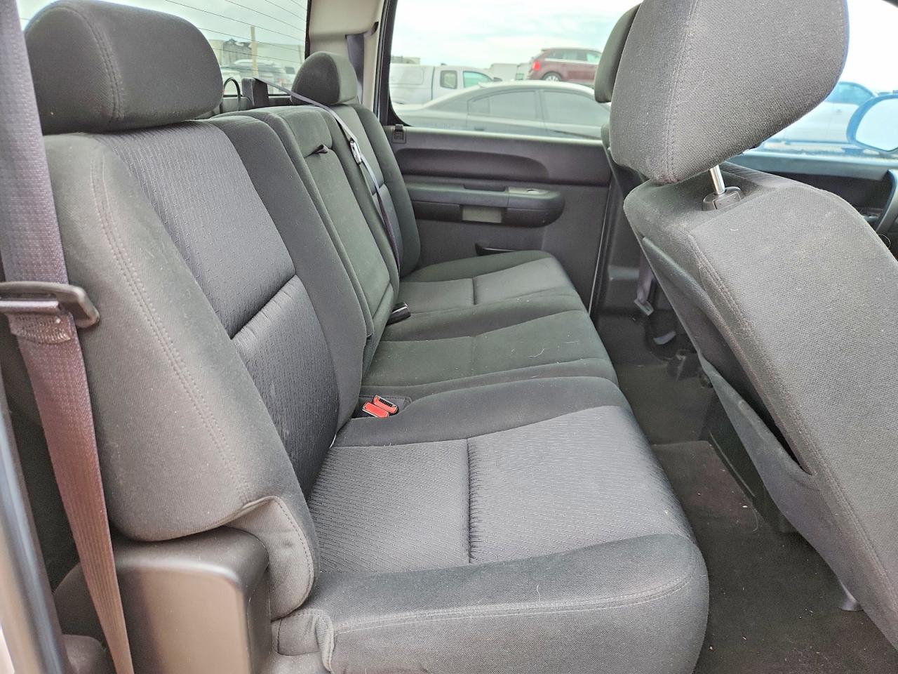 2012 Chevrolet Silverado K1500 Lt White vin: 3GCPKSE72CG117217