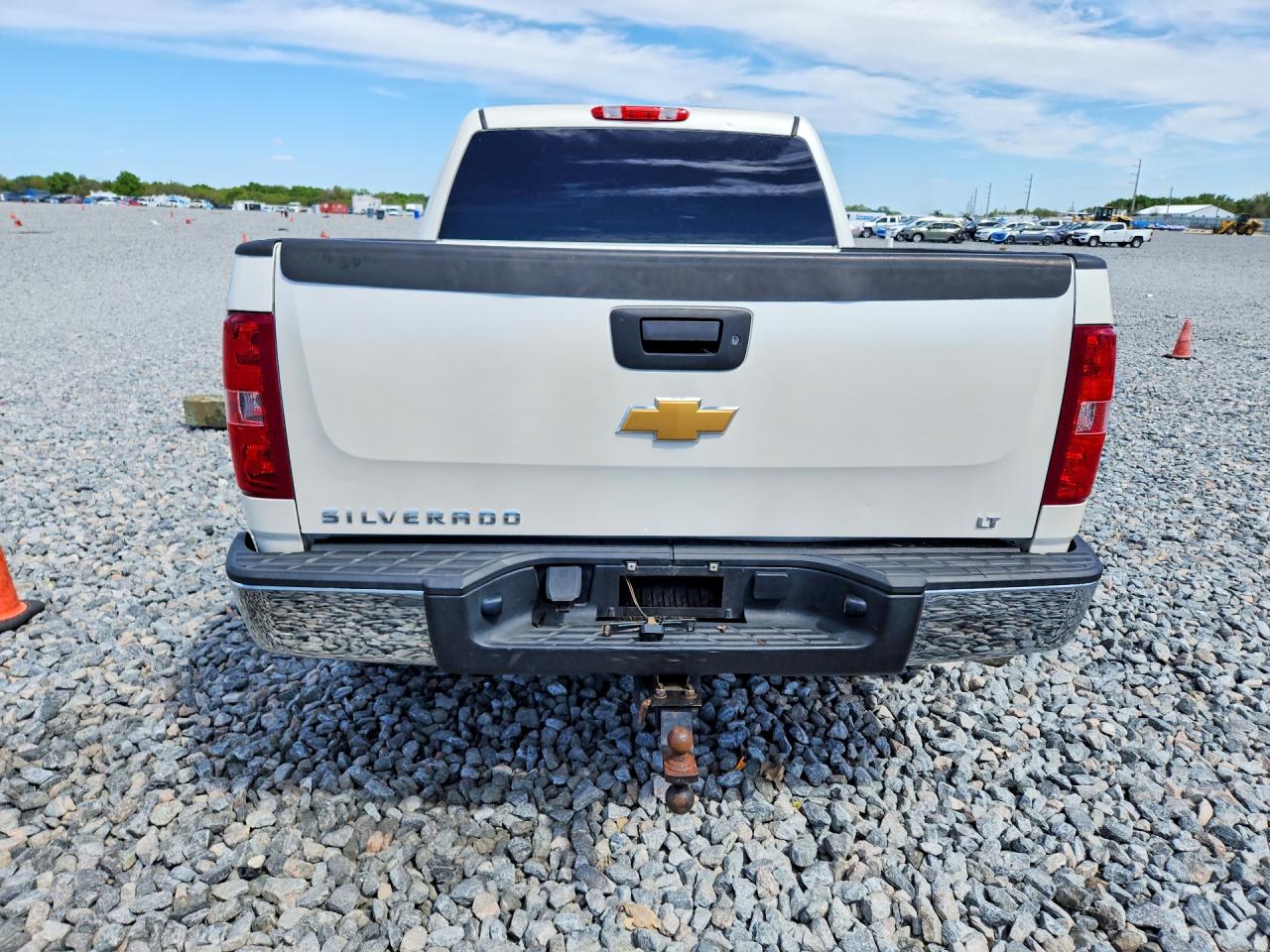 2012 Chevrolet Silverado K1500 Lt White vin: 3GCPKSE72CG225336