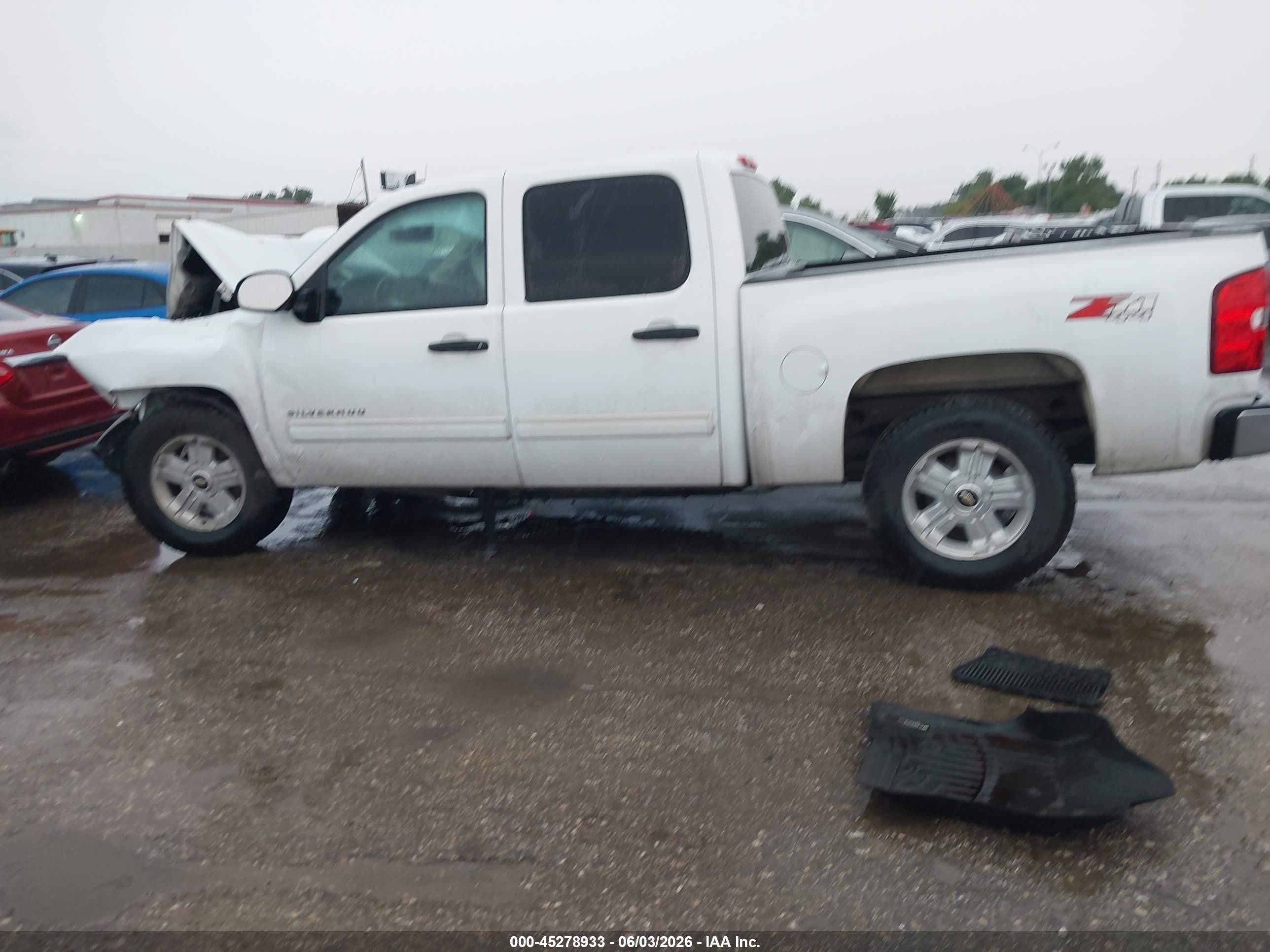 2013 Chevrolet Silverado 1500 Lt White vin: 3GCPKSE72DG162305