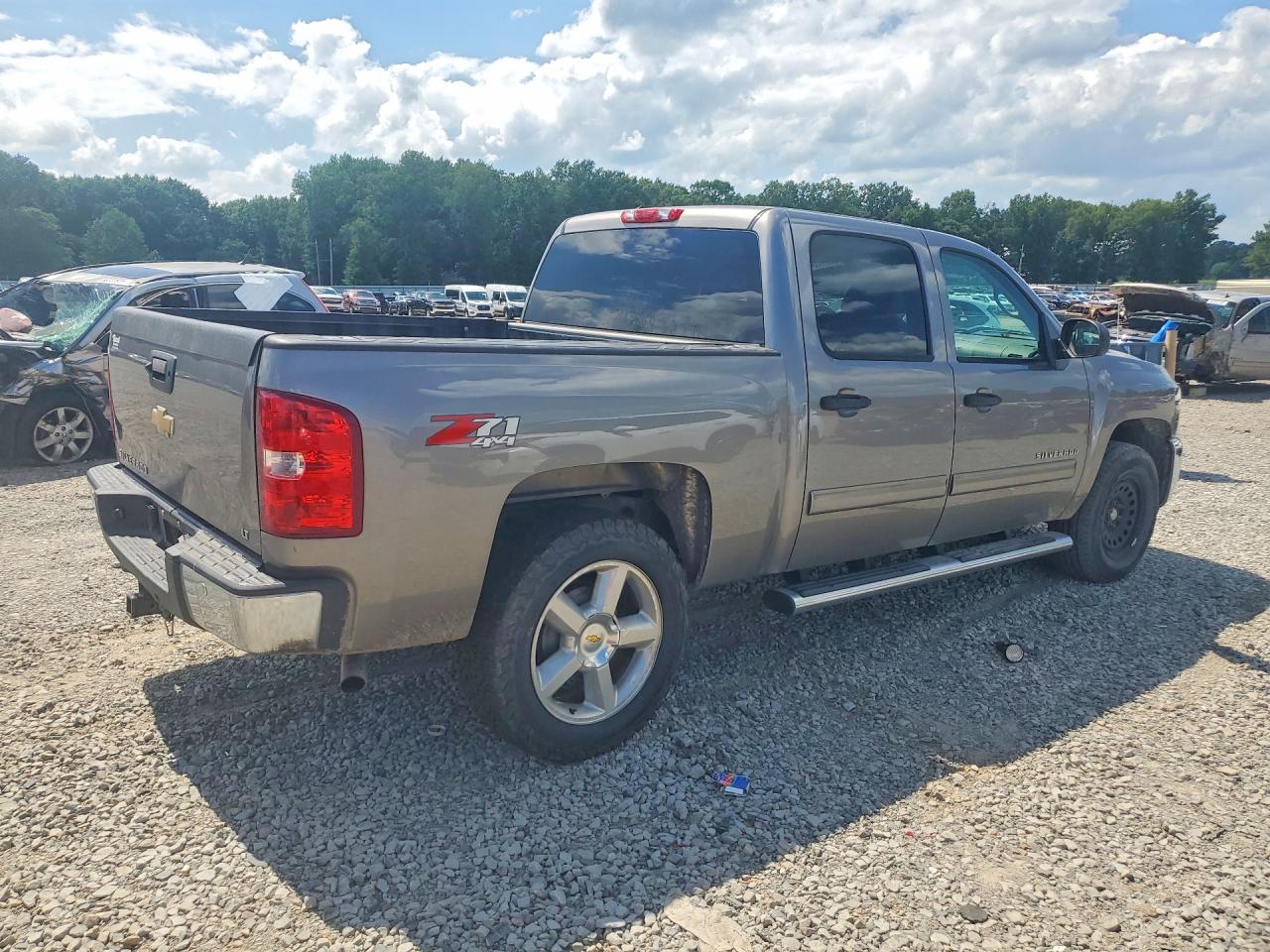 2013 Chevrolet Silverado K1500 Lt Gray vin: 3GCPKSE72DG245569