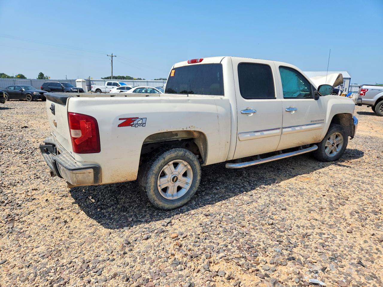 2013 Chevrolet Silverado K1500 Lt White vin: 3GCPKSE72DG287434