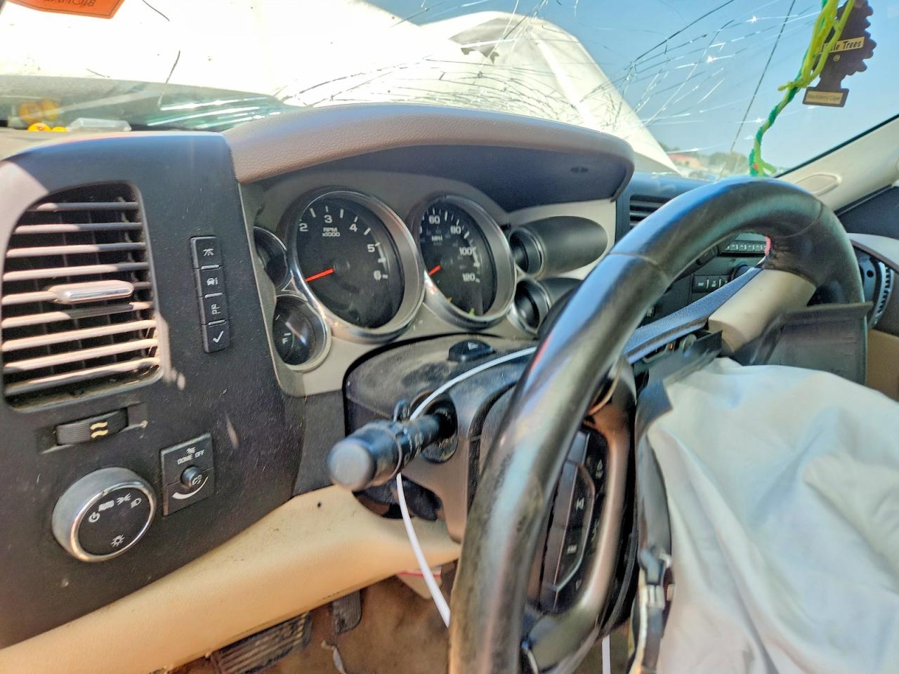 2013 Chevrolet Silverado K1500 Lt White vin: 3GCPKSE72DG287434