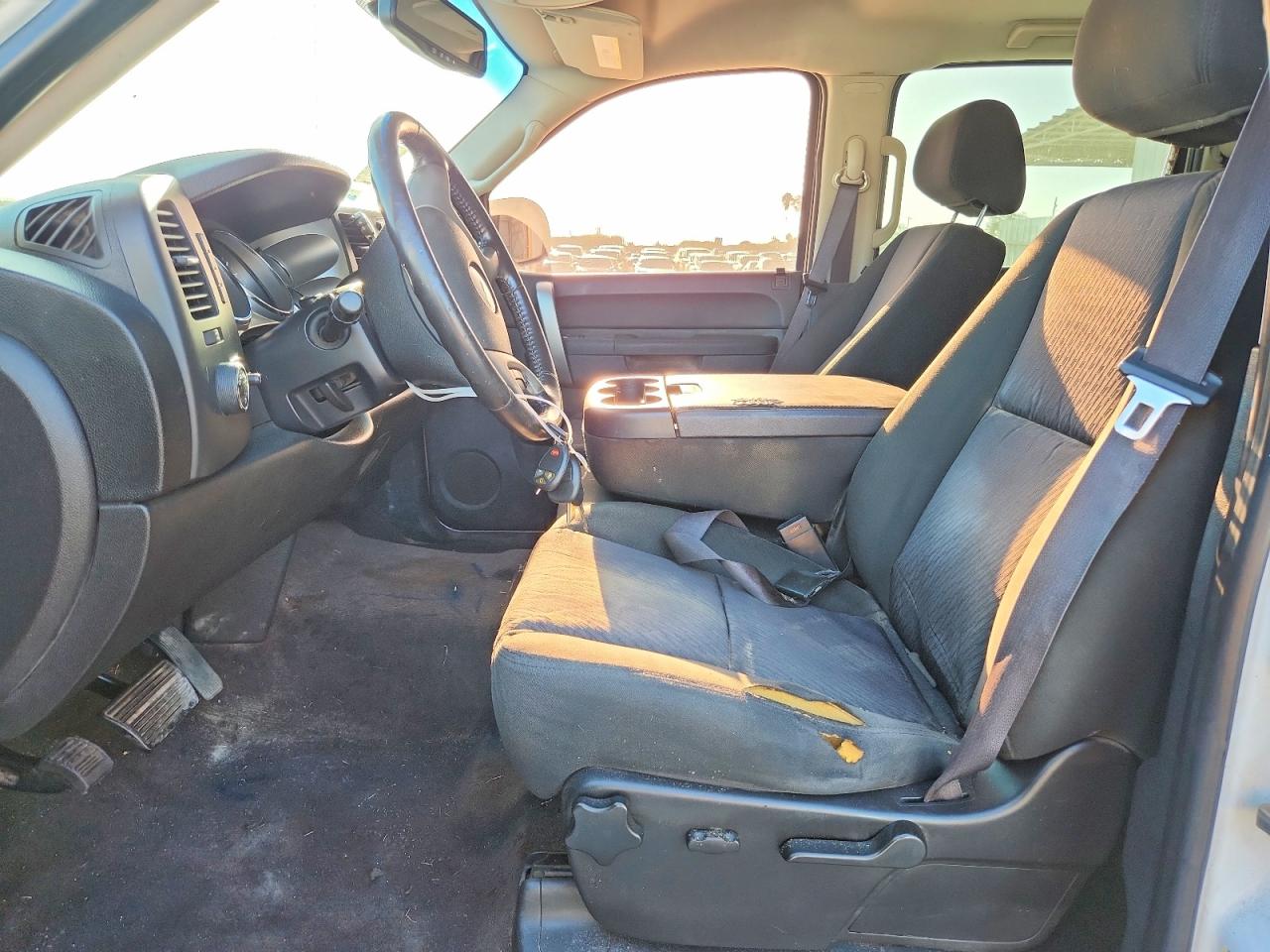 2012 Chevrolet Silverado K1500 Lt White vin: 3GCPKSE73CG113189