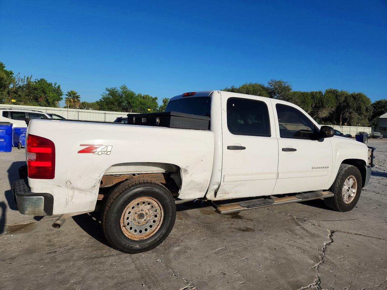 2012 Chevrolet Silverado K1500 Lt White vin: 3GCPKSE73CG113189