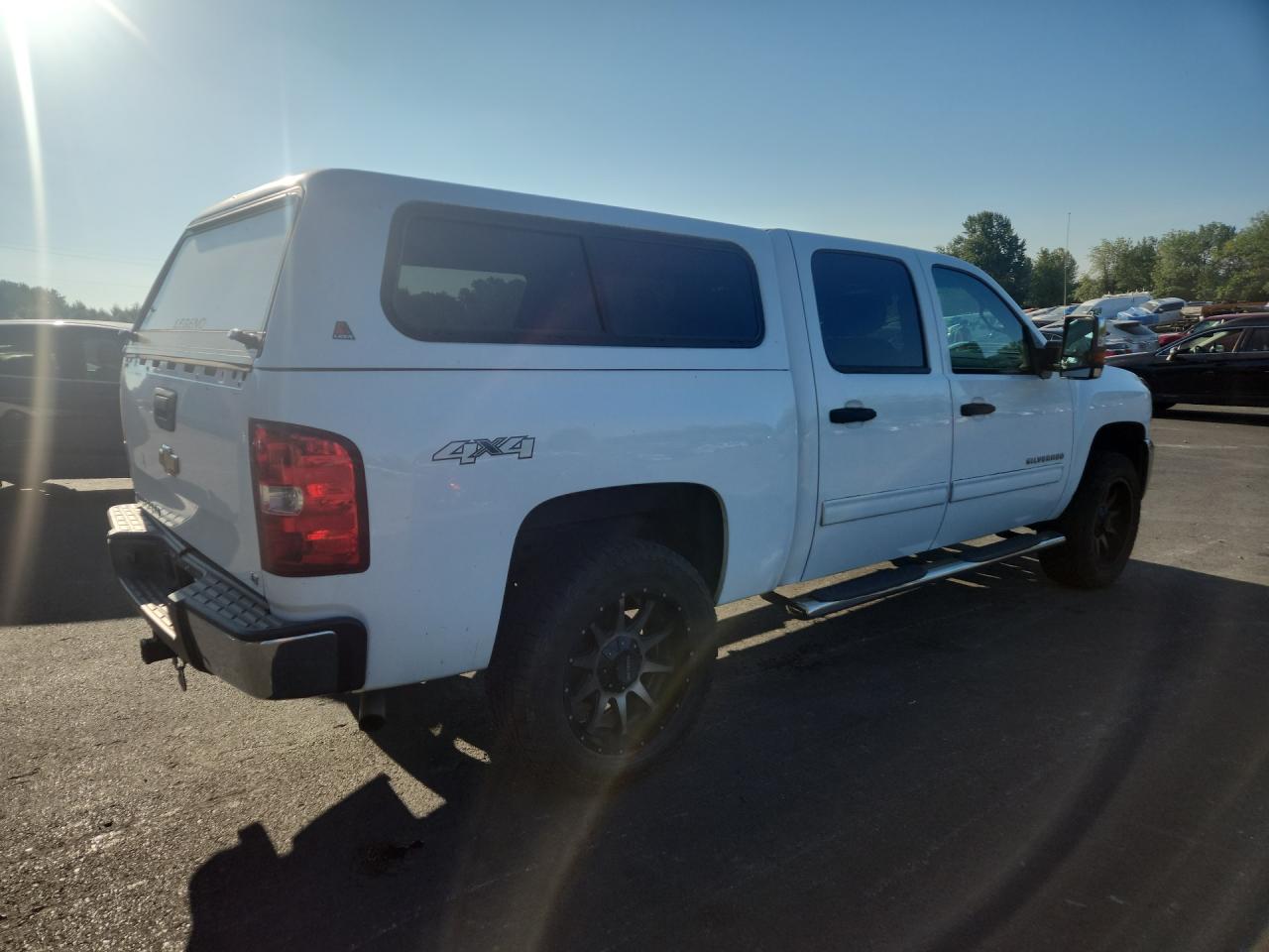 2012 Chevrolet Silverado K1500 Lt White vin: 3GCPKSE73CG264050 Damage: Right Rear Wheel, Aftermarket, Acceptable