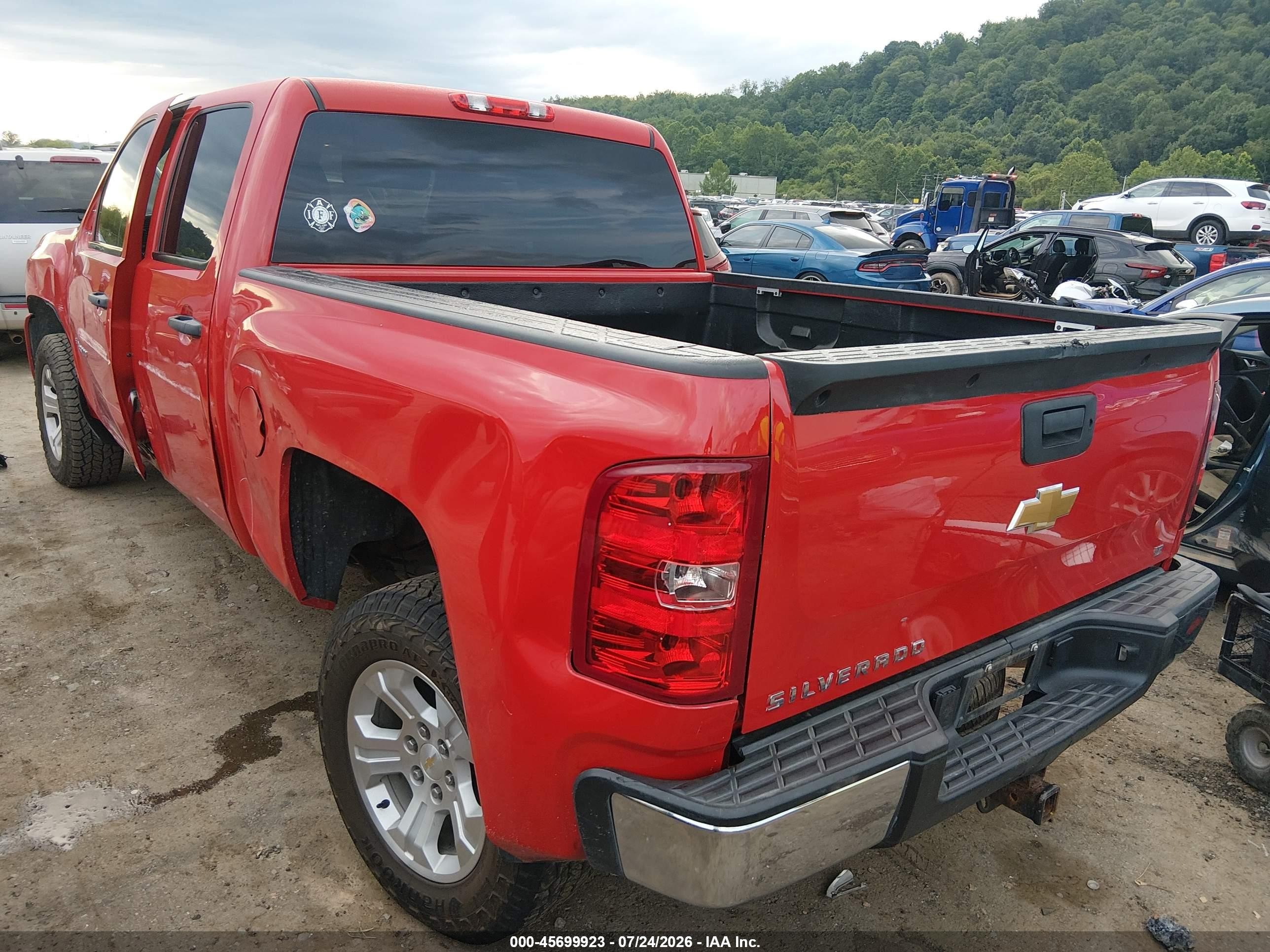 2013 Chevrolet Silverado 1500 Lt Красный vin: 3GCPKSE73DG195684