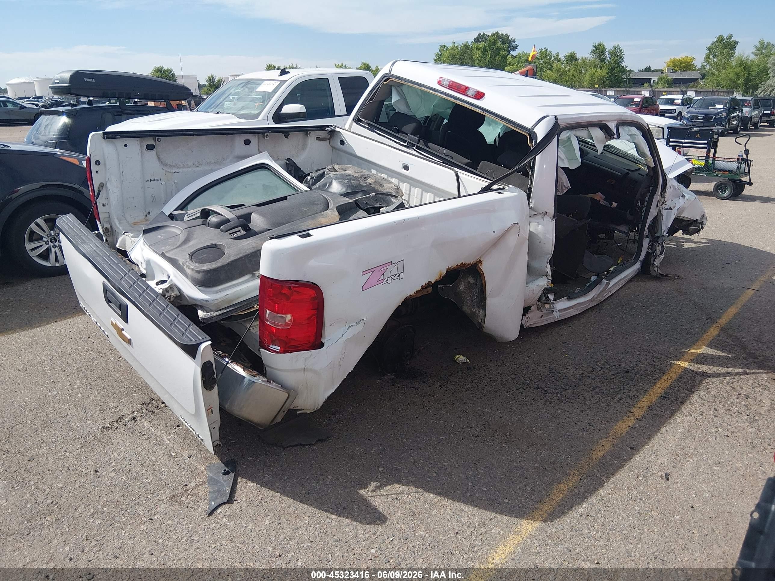 2013 Chevrolet Silverado 1500 Lt White vin: 3GCPKSE73DG205338