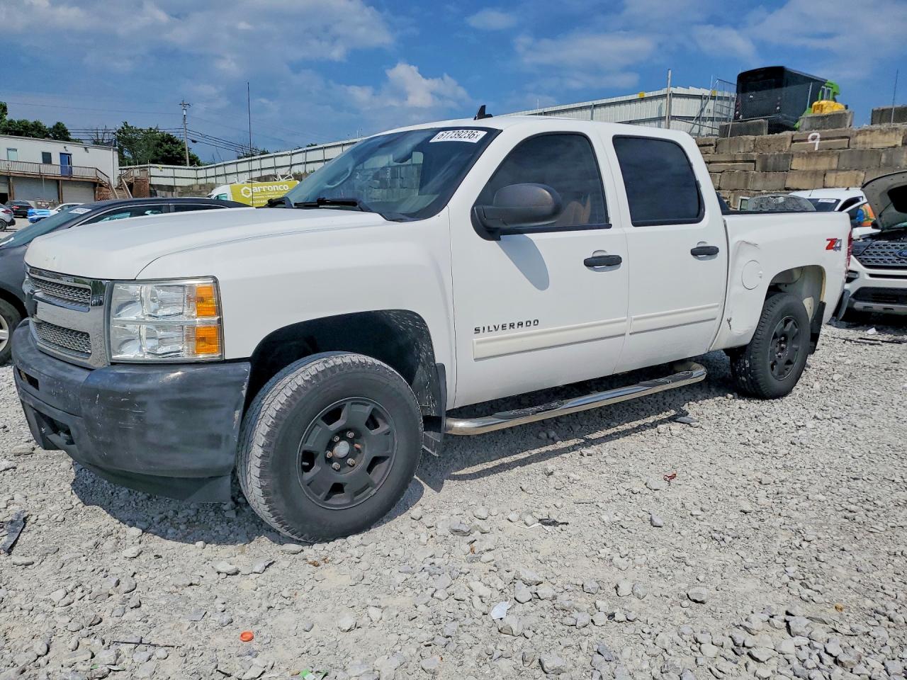 2013 Chevrolet Silverado K1500 Lt White vin: 3GCPKSE73DG251977