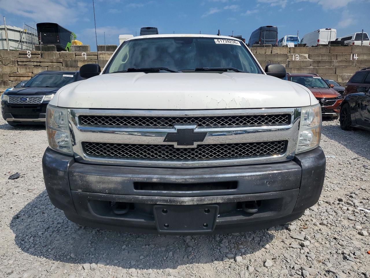 2013 Chevrolet Silverado K1500 Lt White vin: 3GCPKSE73DG251977