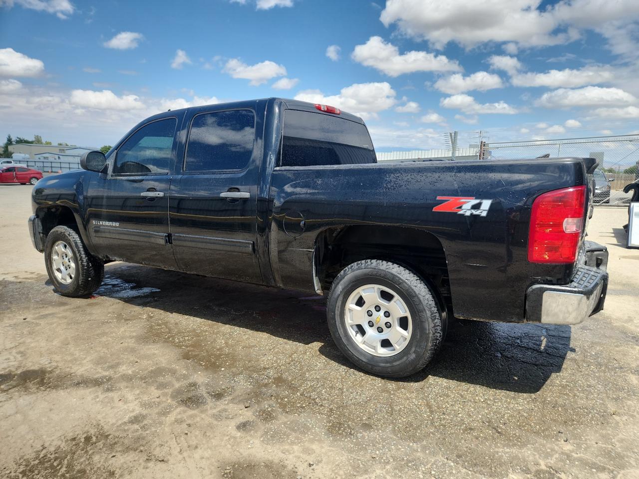 2013 Chevrolet Silverado K1500 Lt Black vin: 3GCPKSE73DG257830 Damage: Left Bed Side, Dent(S) W/ Paint Dmg, > 12 Inches