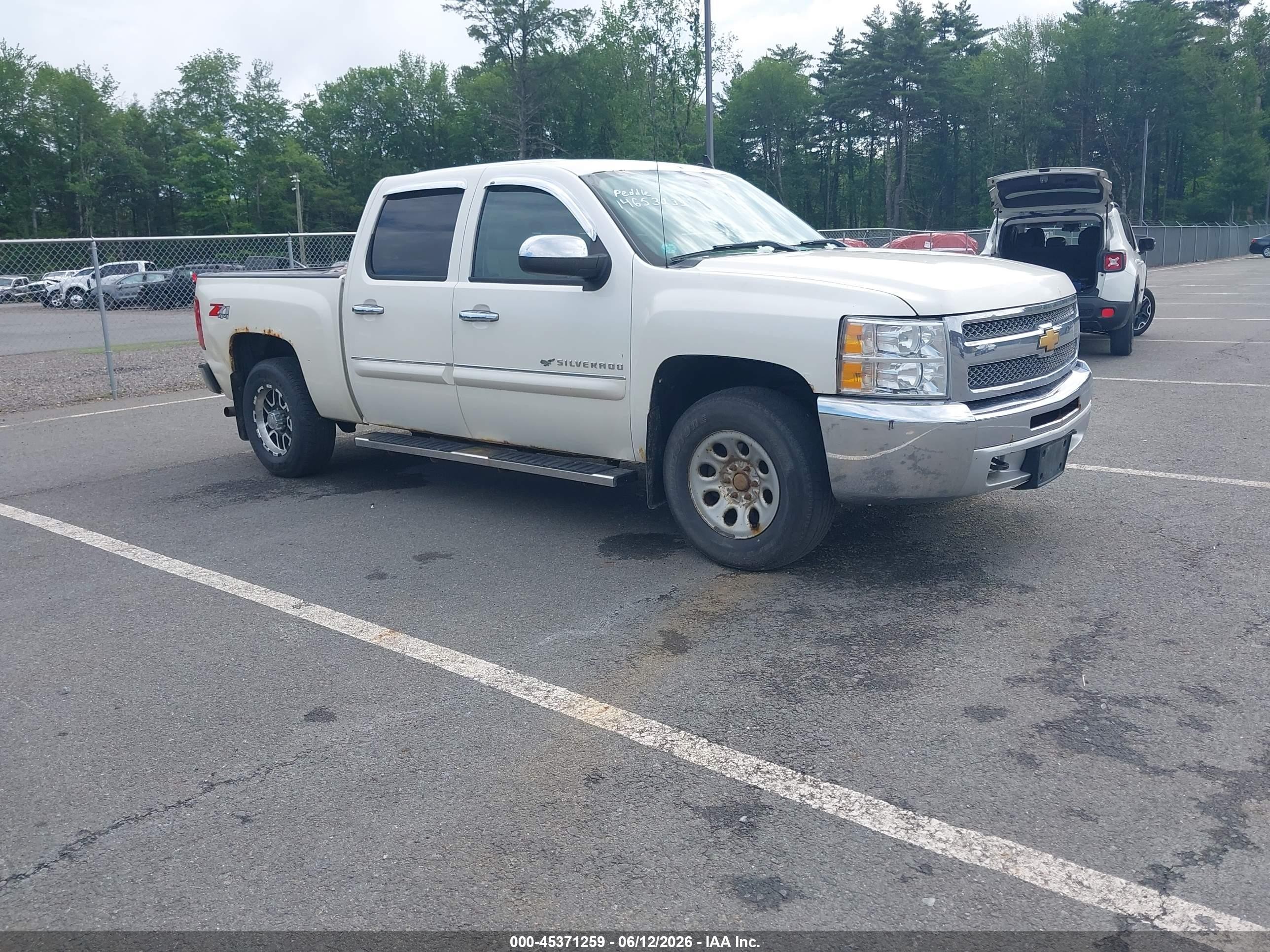 2012 Chevrolet Silverado 1500 Lt White vin: 3GCPKSE74CG192825