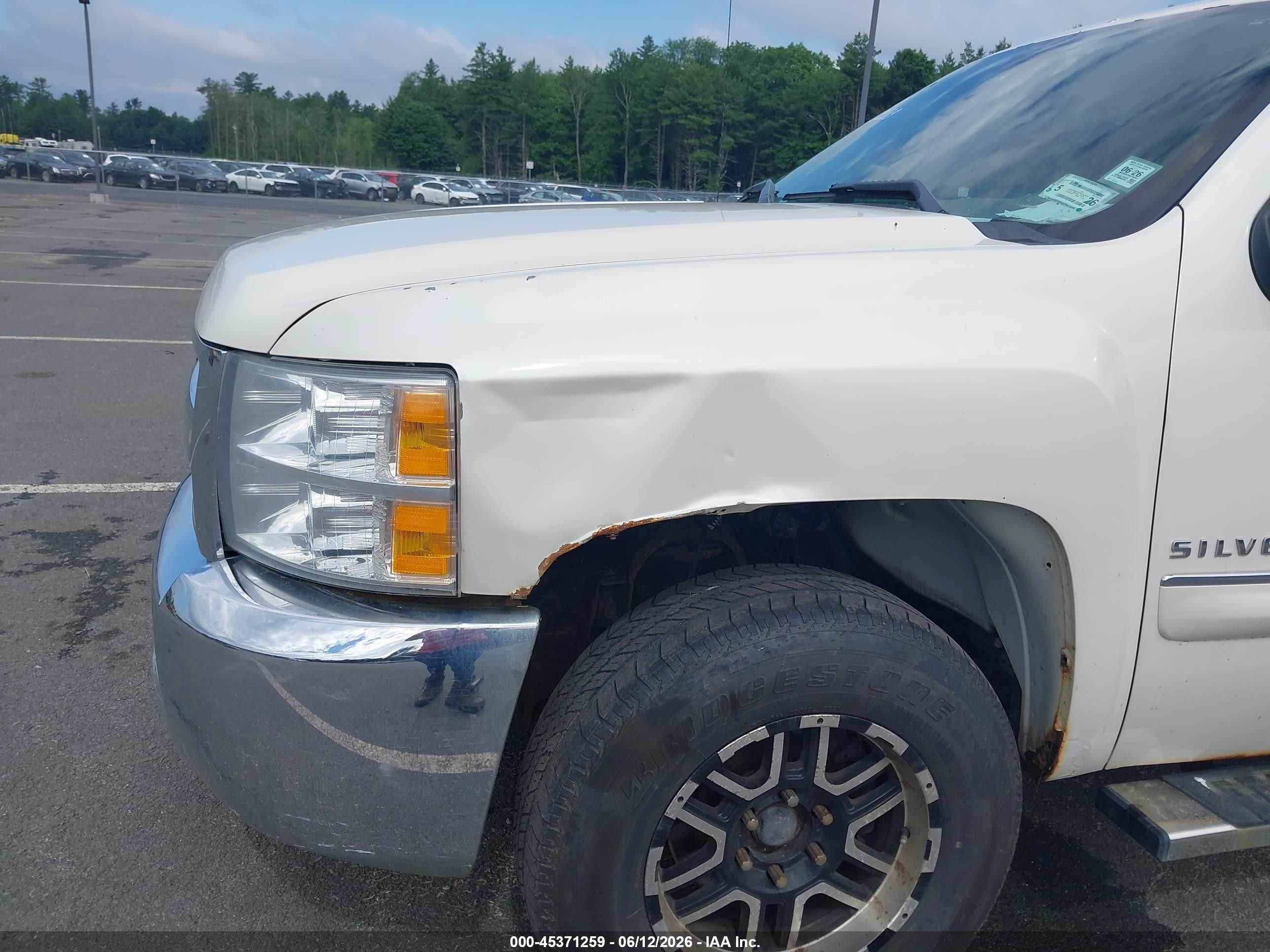 2012 Chevrolet Silverado 1500 Lt White vin: 3GCPKSE74CG192825