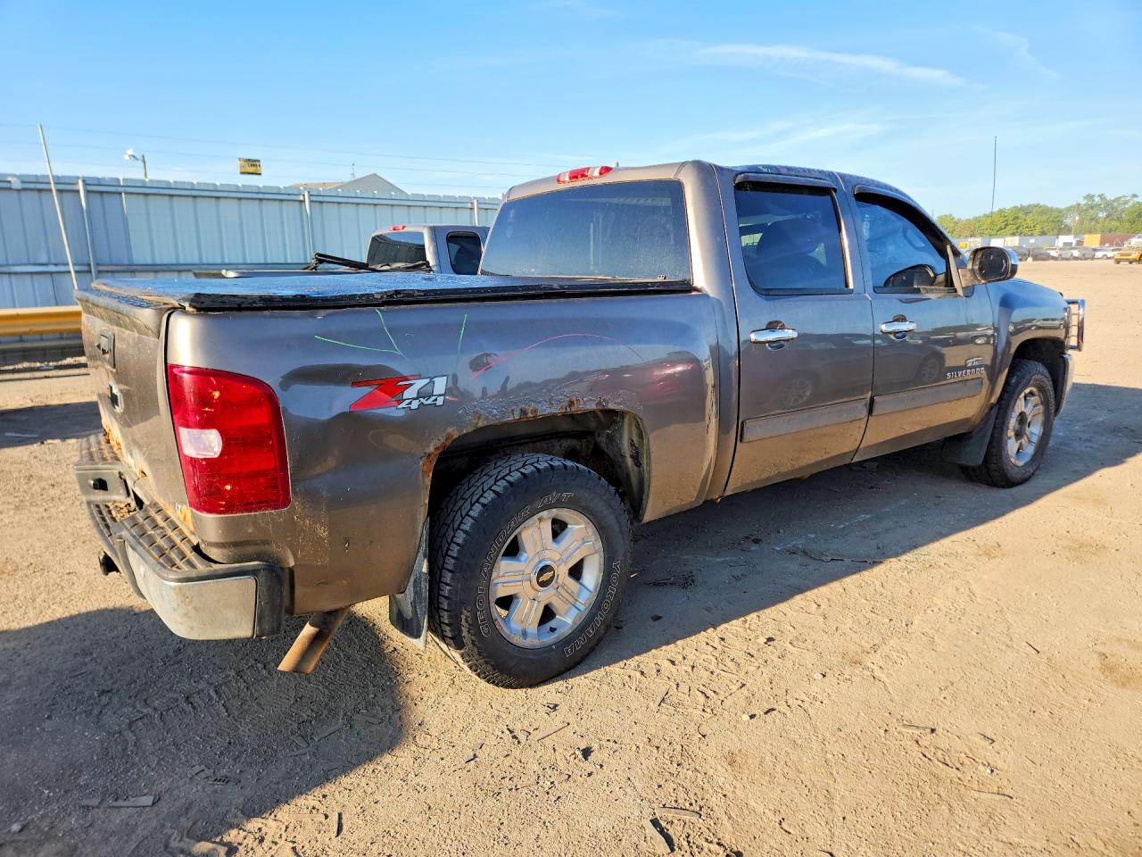 2013 Chevrolet Silverado K1500 Lt Gray vin: 3GCPKSE74DG136627
