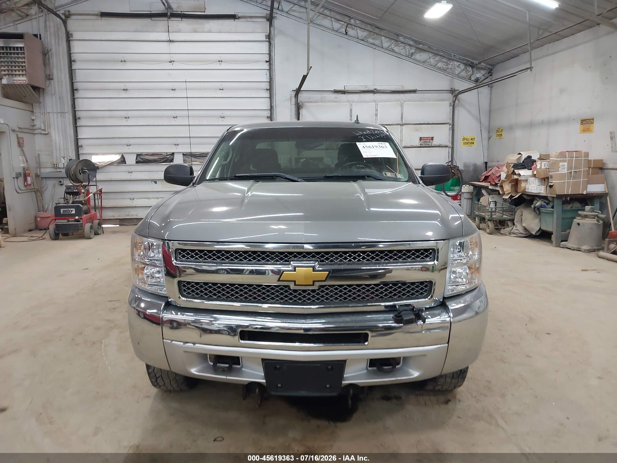 2013 Chevrolet Silverado 1500 Lt Серый vin: 3GCPKSE74DG139799