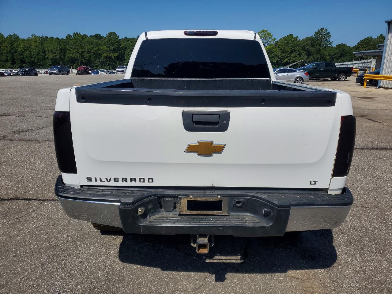 2013 Chevrolet Silverado K1500 Lt White vin: 3GCPKSE74DG180479
