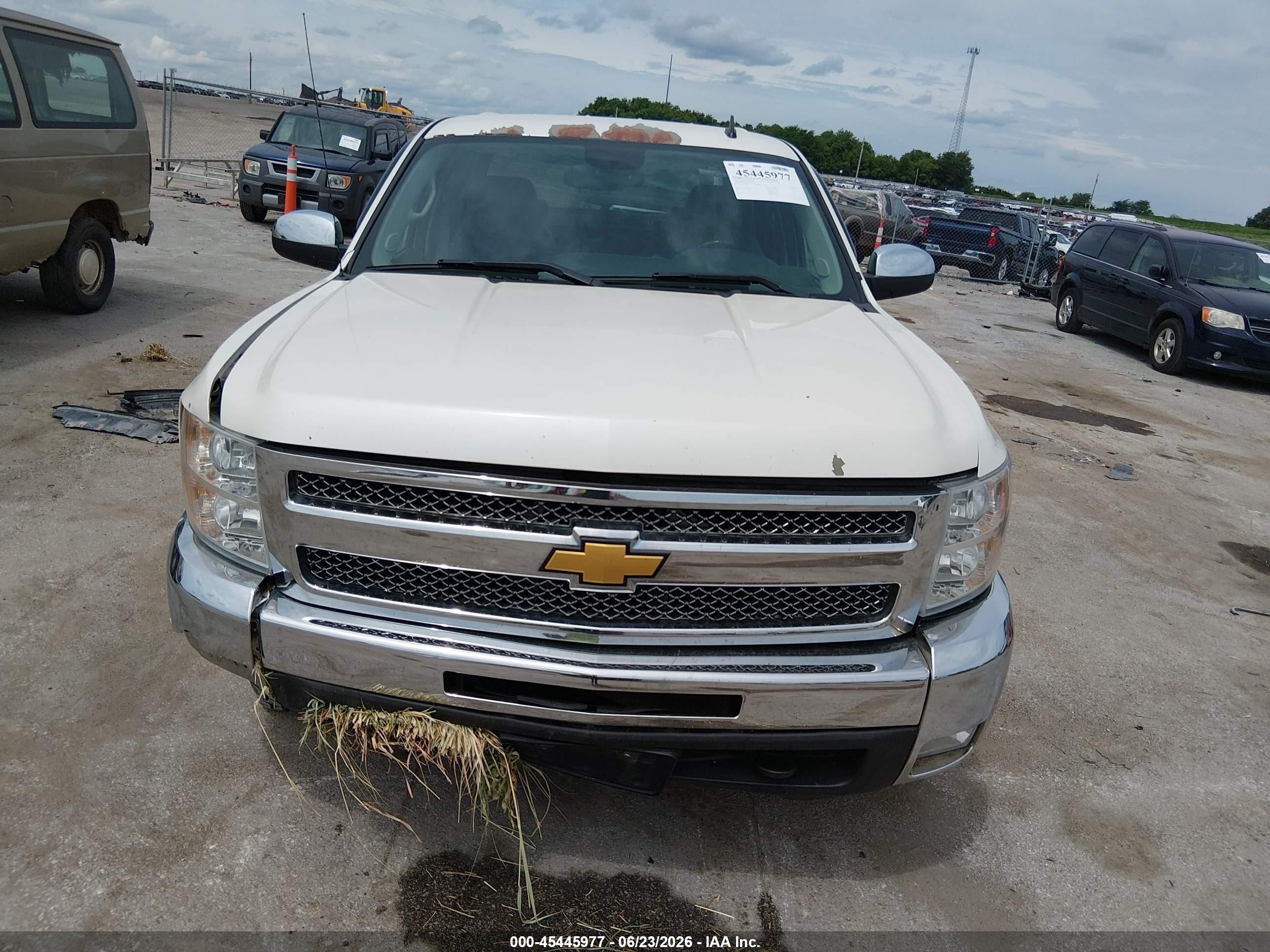 2013 Chevrolet Silverado 1500 Lt White vin: 3GCPKSE74DG257223