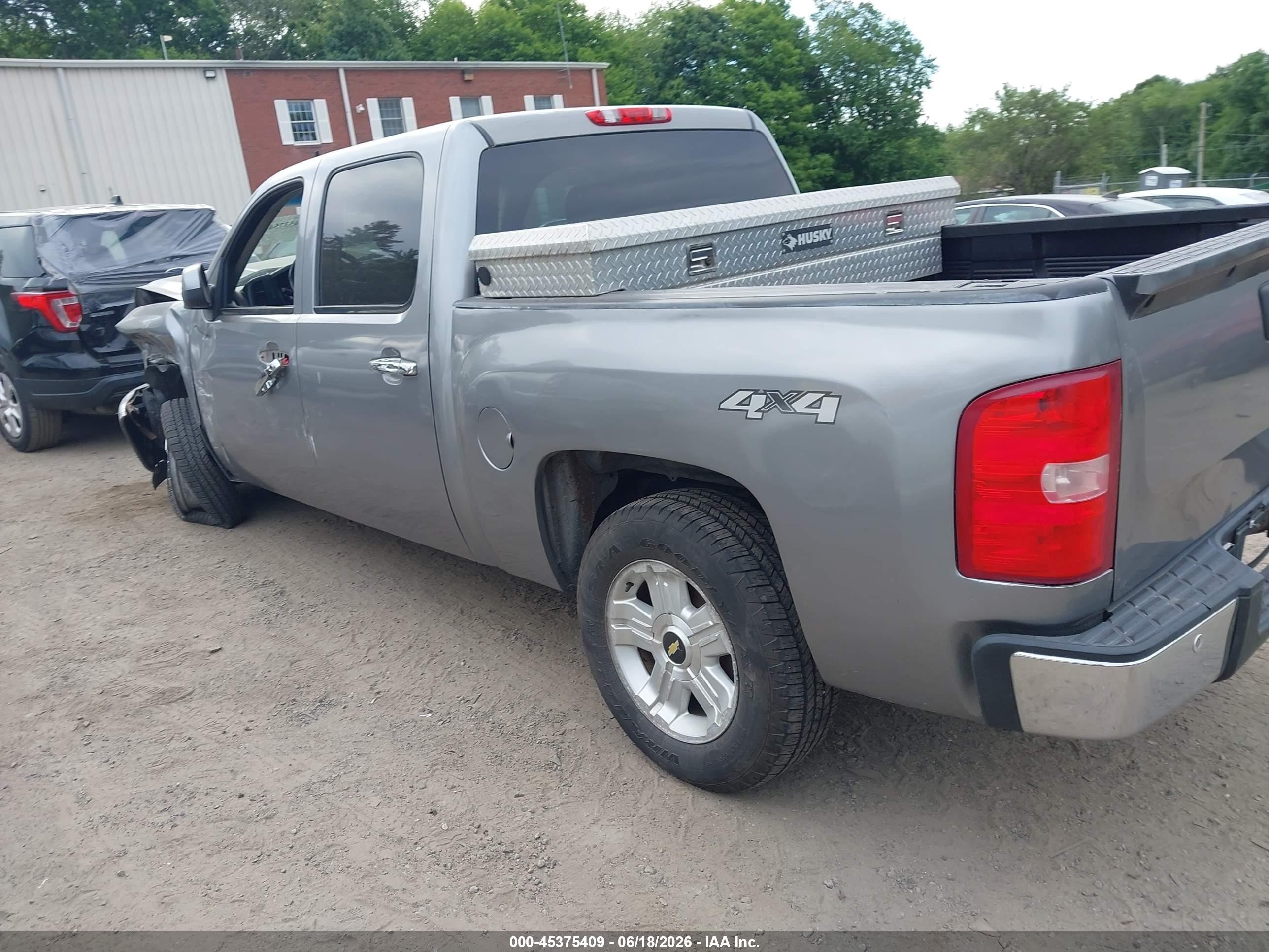 2013 Chevrolet Silverado 1500 Lt Серебряный vin: 3GCPKSE74DG275737