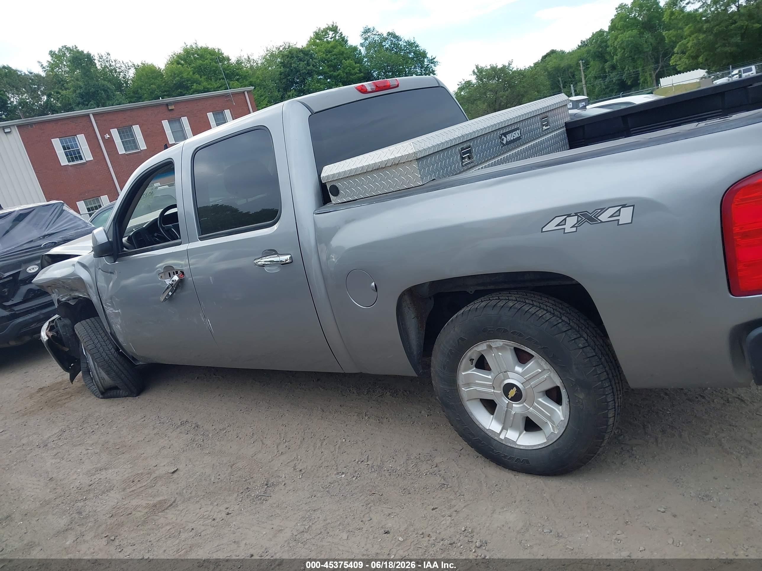 2013 Chevrolet Silverado 1500 Lt Серебряный vin: 3GCPKSE74DG275737