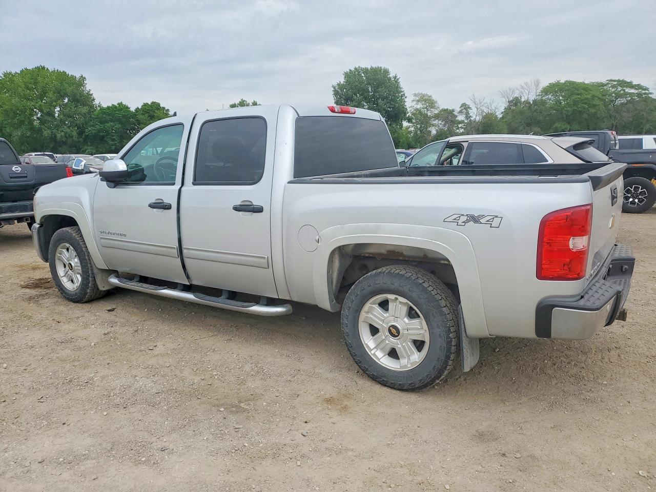 2013 Chevrolet Silverado K1500 Lt Silver vin: 3GCPKSE74DG321745