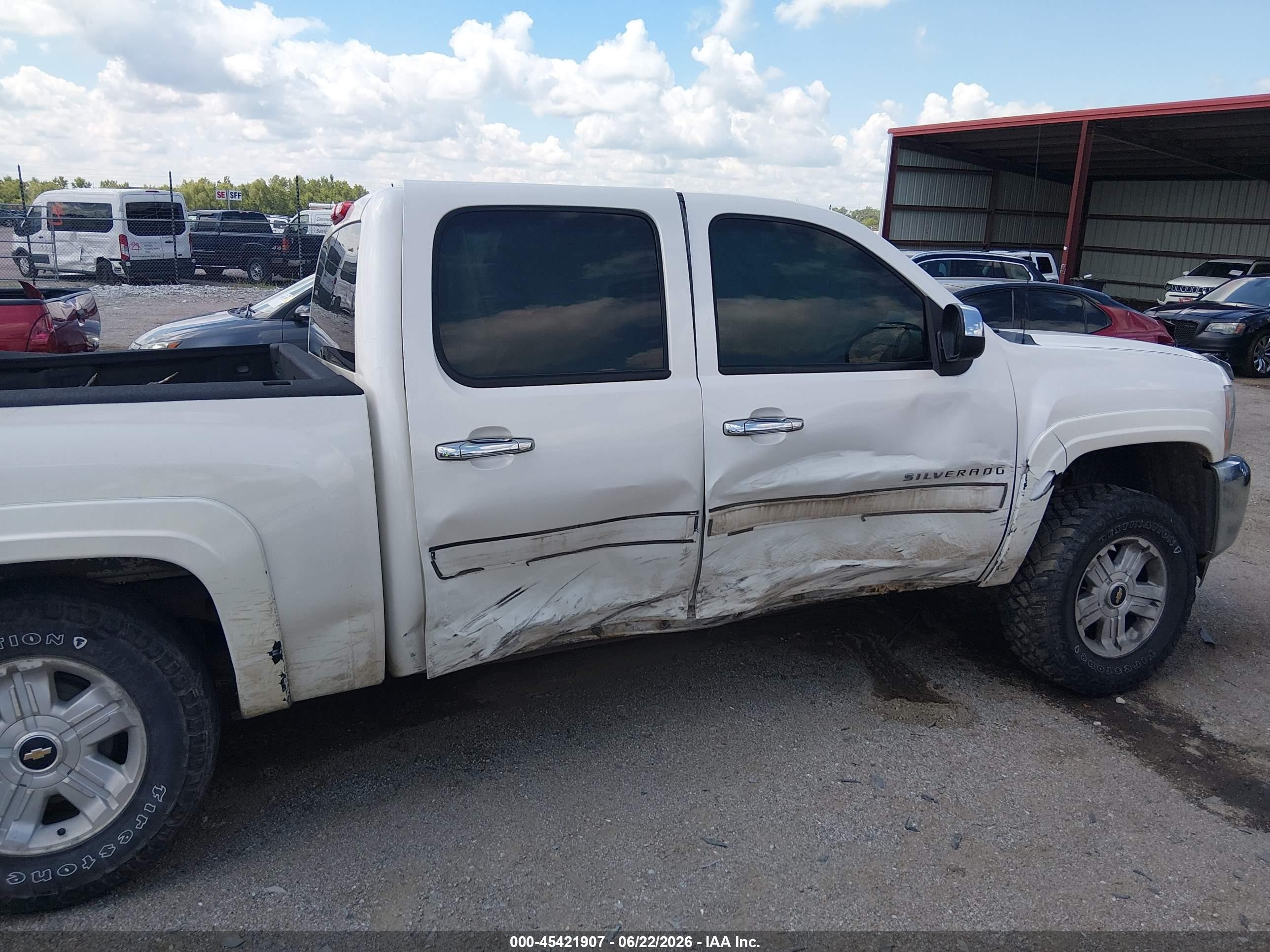 2012 Chevrolet Silverado 1500 Lt White vin: 3GCPKSE75CG264437