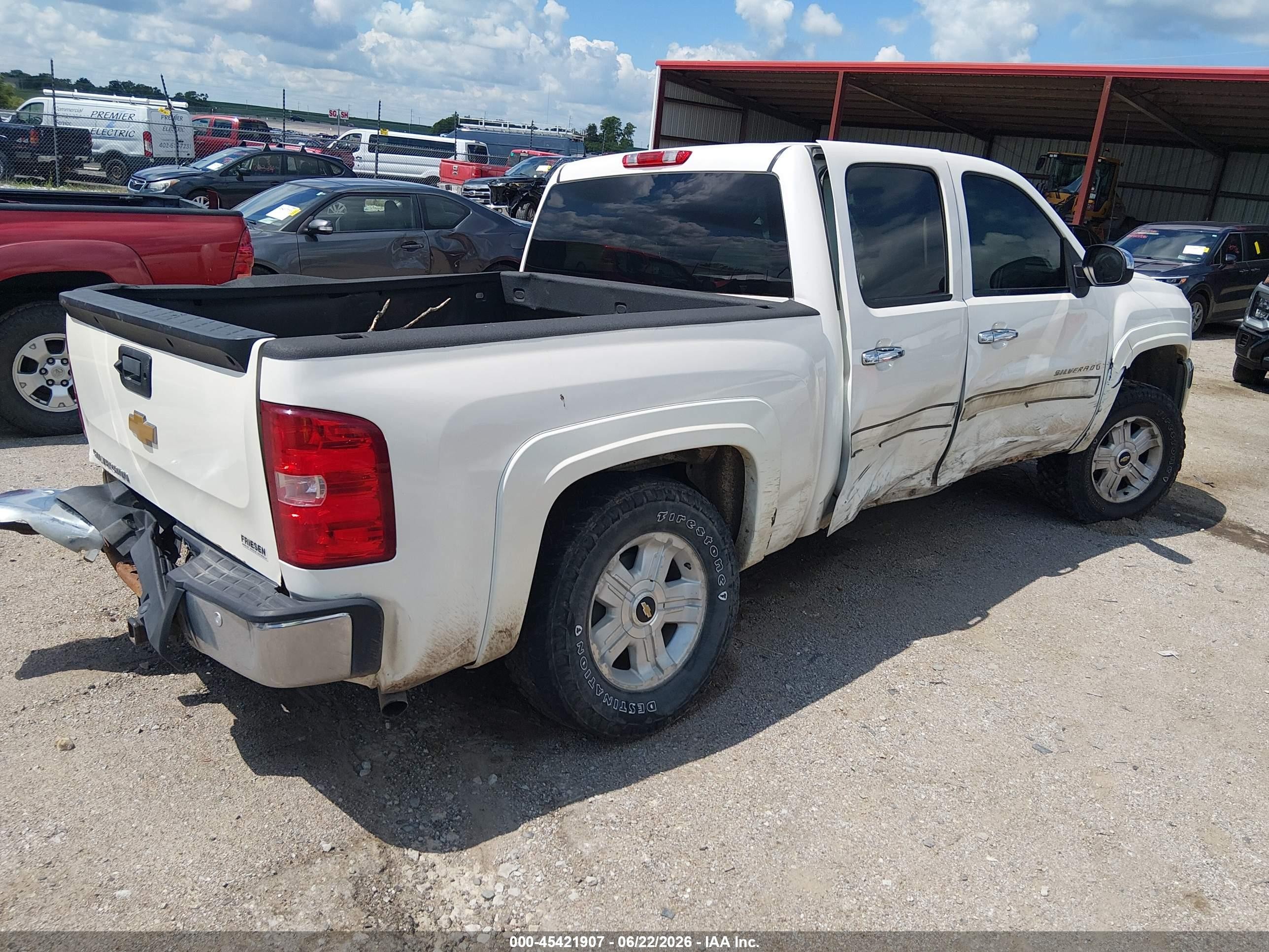 2012 Chevrolet Silverado 1500 Lt White vin: 3GCPKSE75CG264437