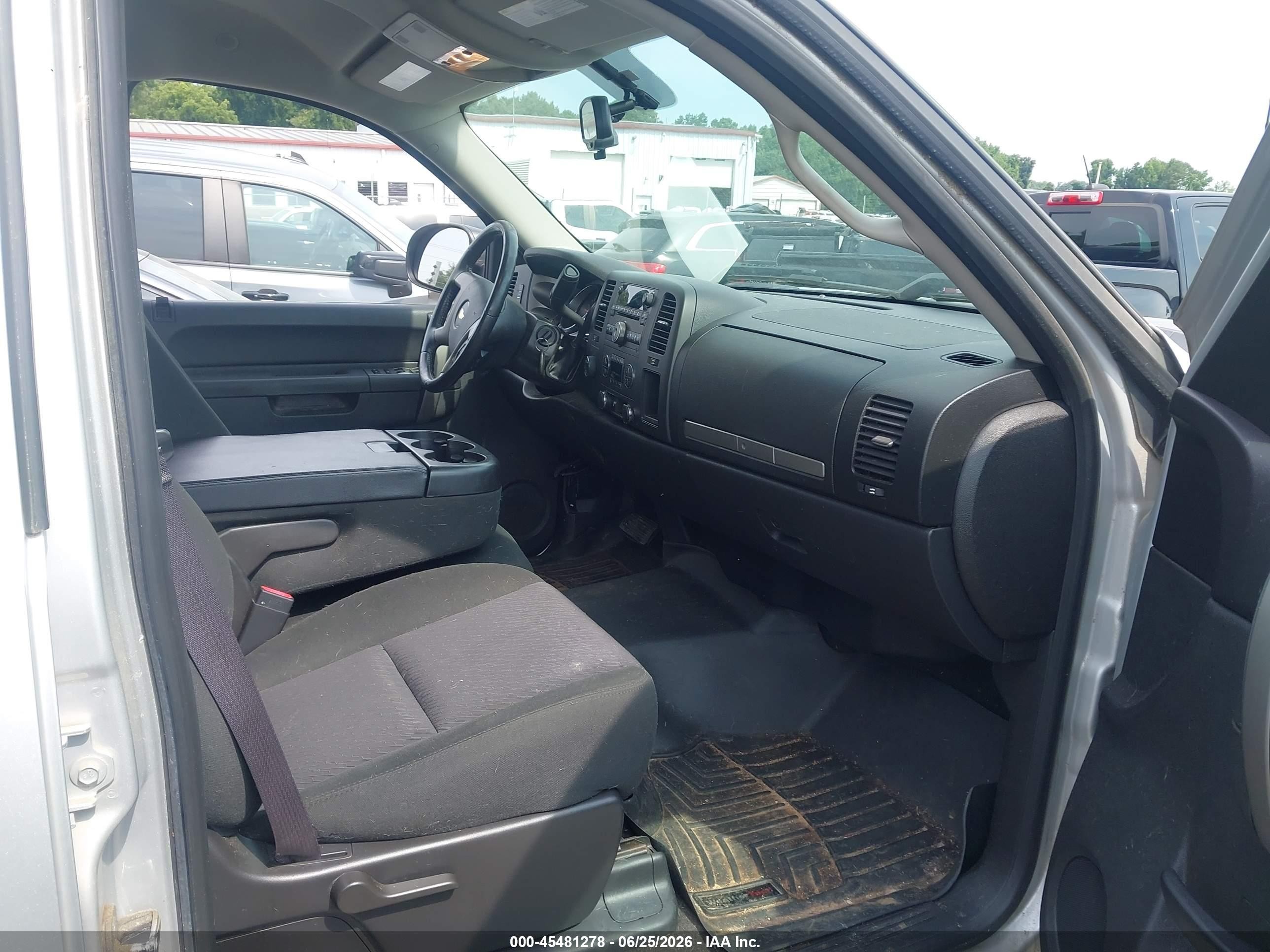 2013 Chevrolet Silverado 1500 Lt Silver vin: 3GCPKSE75DG126253