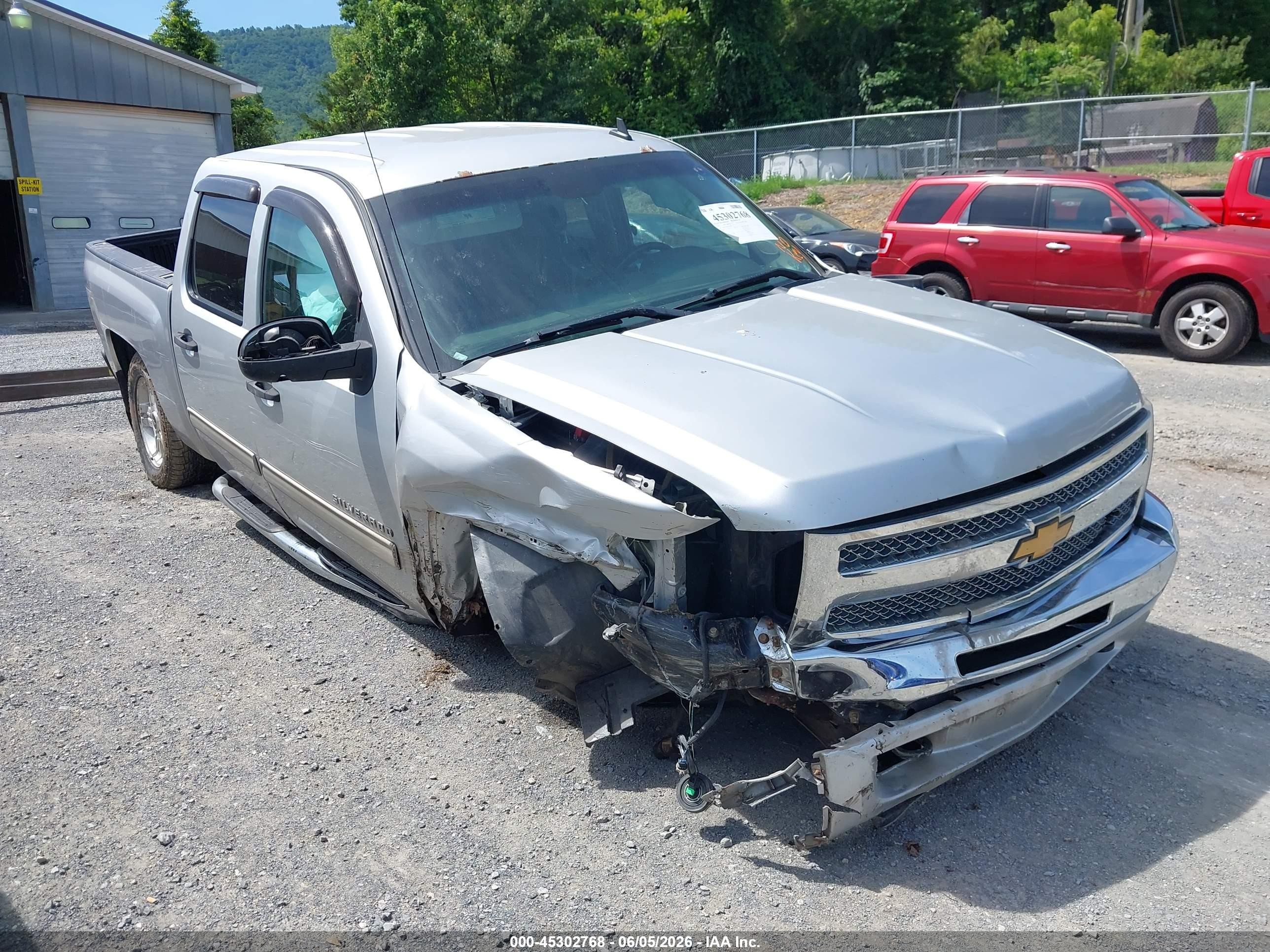 2013 Chevrolet Silverado 1500 Lt Серебряный vin: 3GCPKSE75DG206815