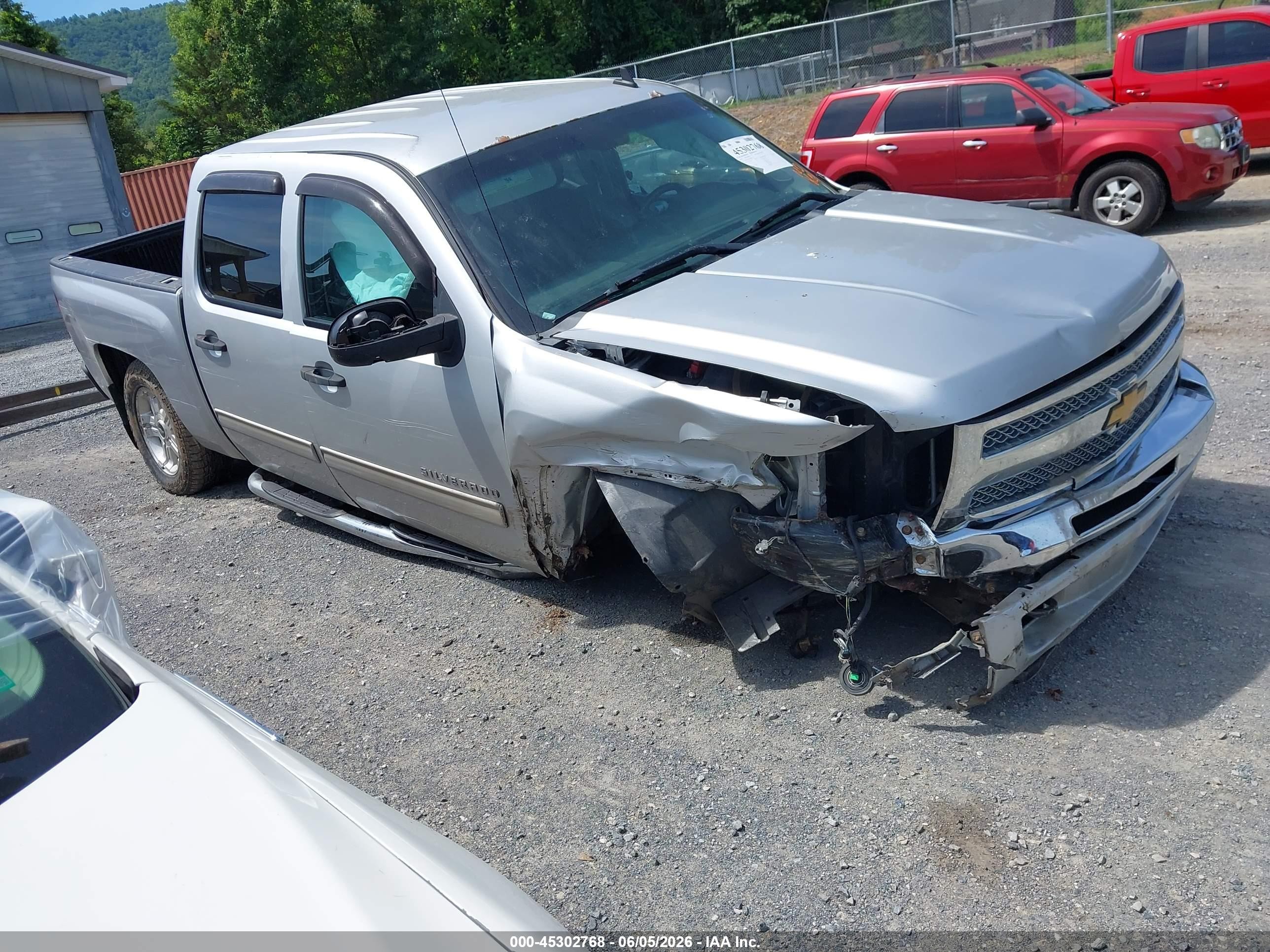 2013 Chevrolet Silverado 1500 Lt Серебряный vin: 3GCPKSE75DG206815