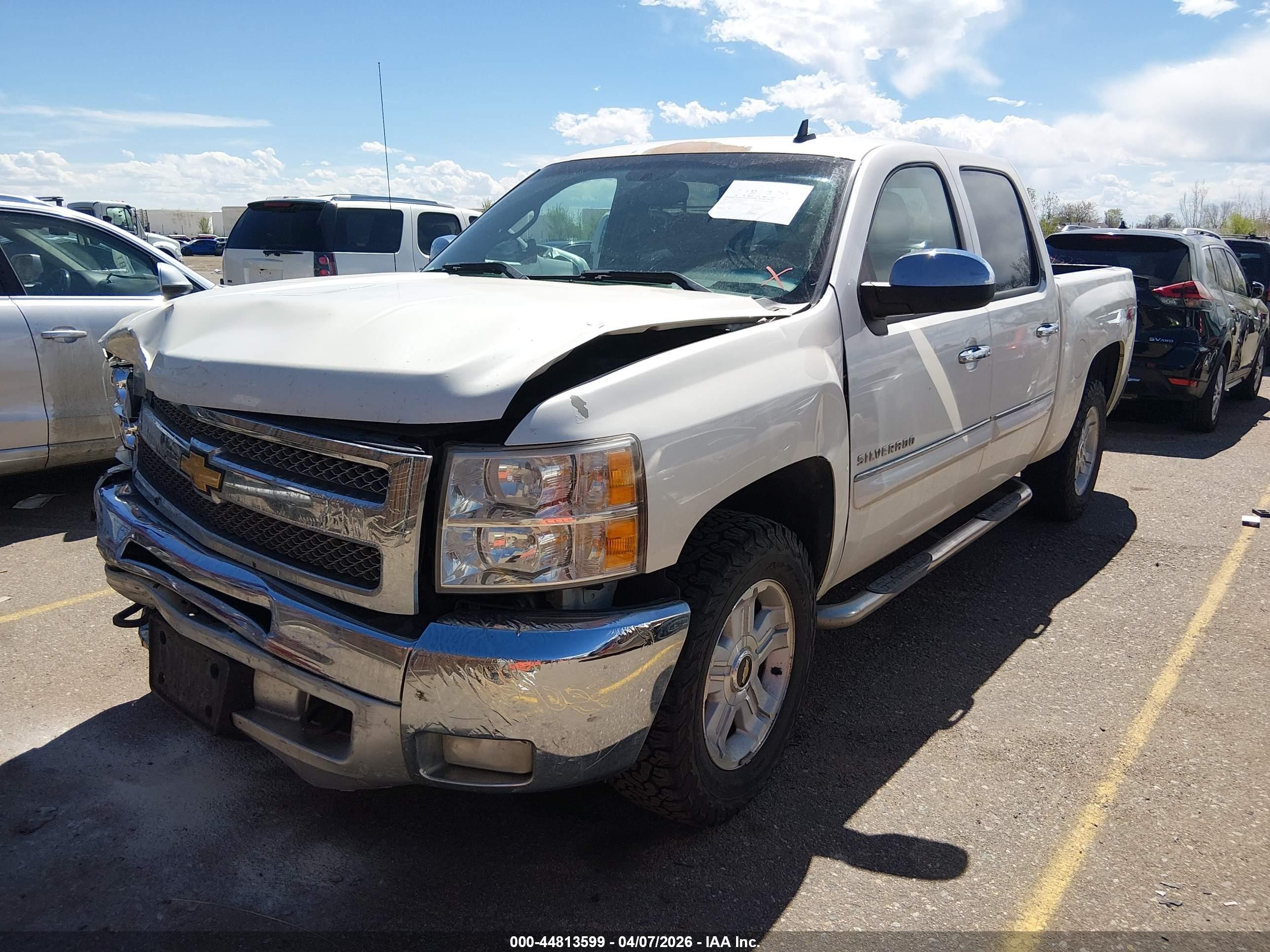 2013 Chevrolet Silverado 1500 Lt White vin: 3GCPKSE75DG288559