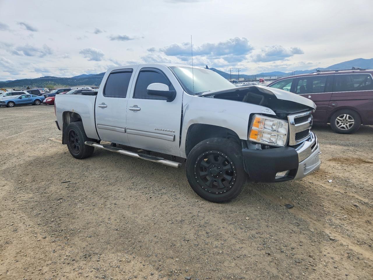 2013 Chevrolet Silverado K1500 Lt Silver vin: 3GCPKSE75DG318904