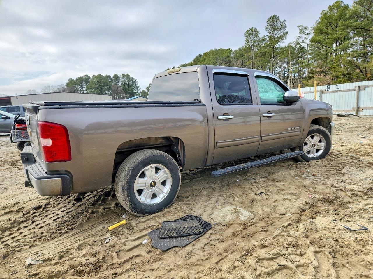 2013 Chevrolet Silverado K1500 Lt Silver vin: 3GCPKSE76DG215328