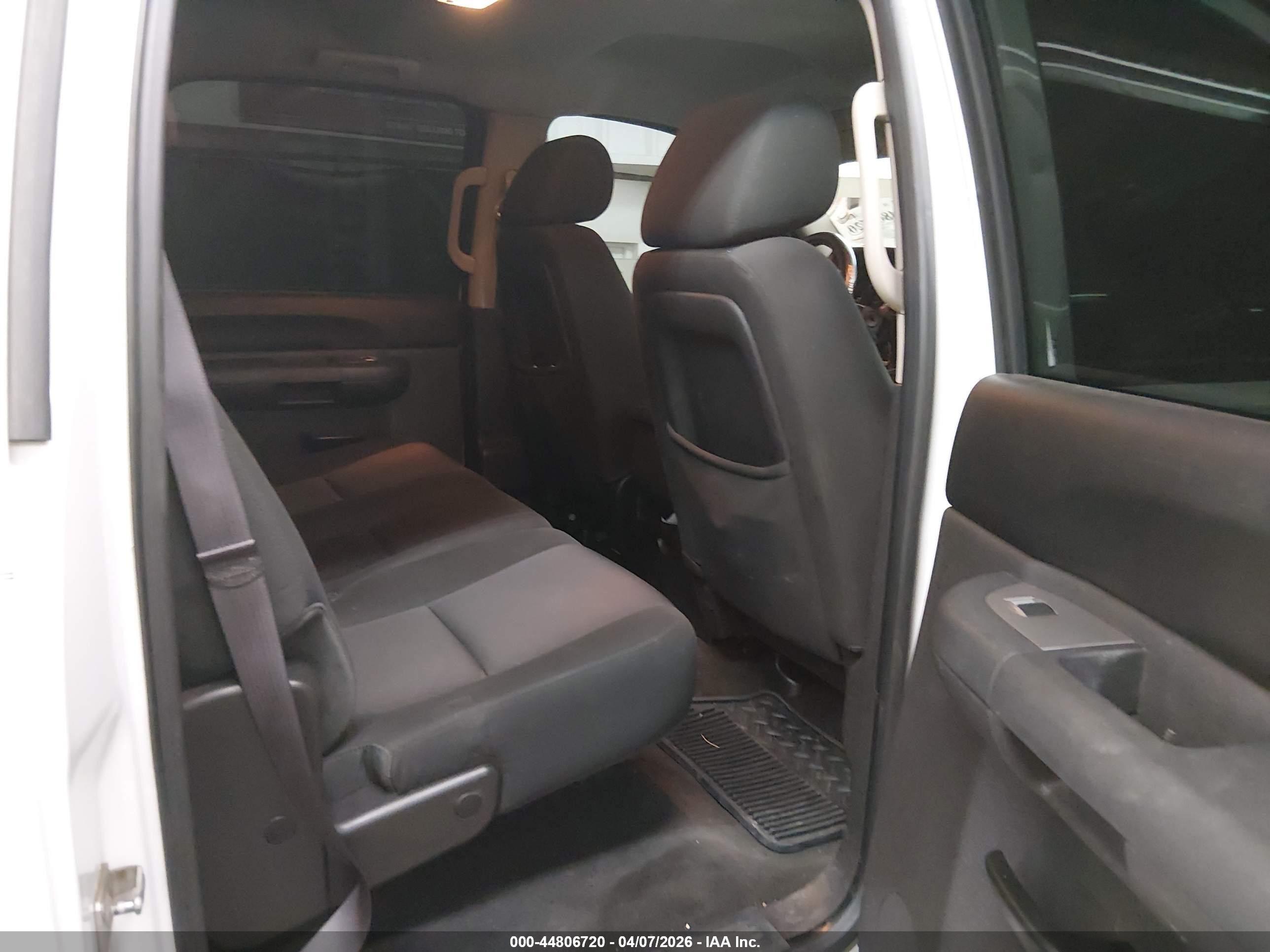 2012 Chevrolet Silverado 1500 Lt White vin: 3GCPKSE77CG116127