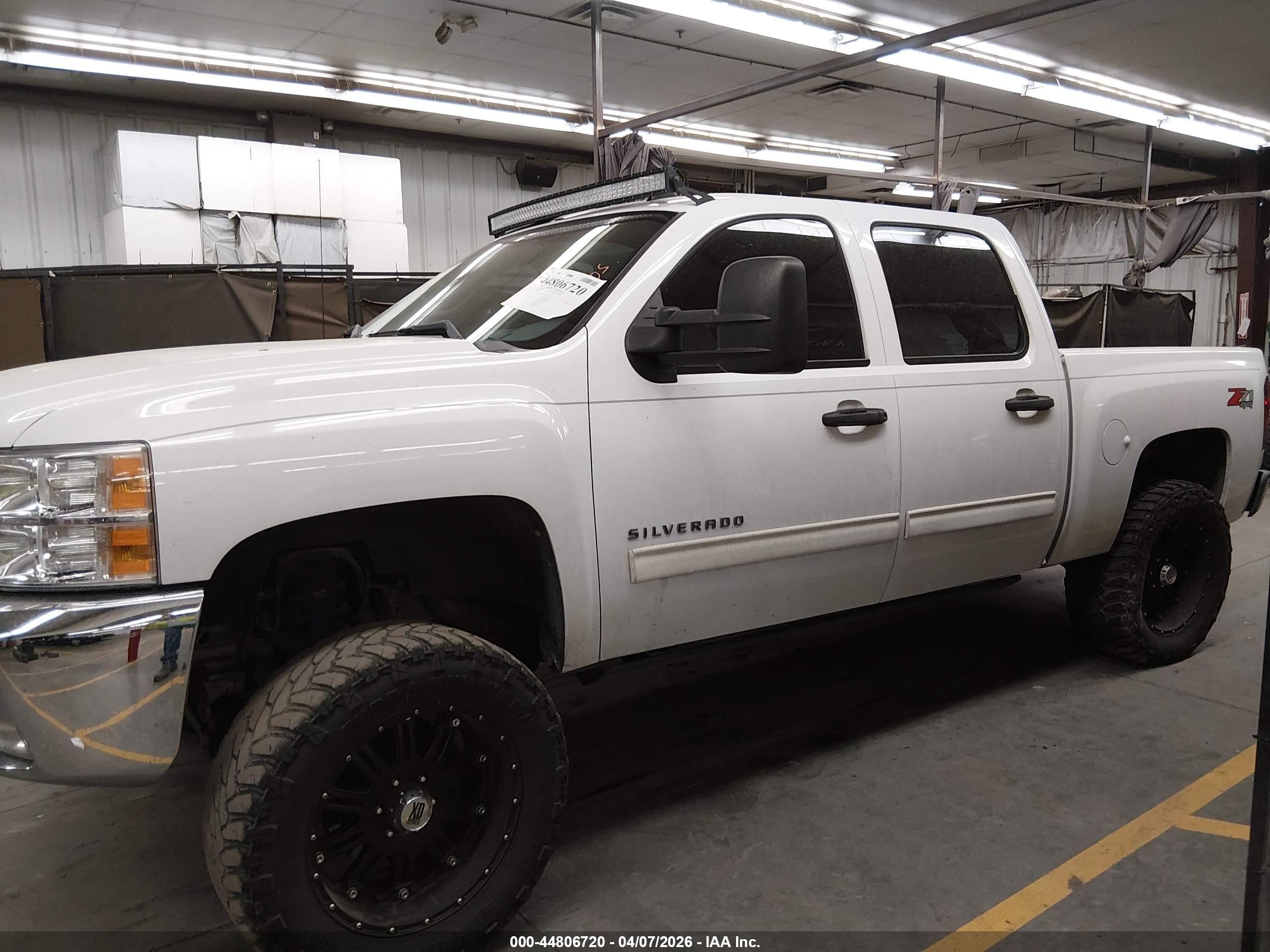 2012 Chevrolet Silverado 1500 Lt White vin: 3GCPKSE77CG116127