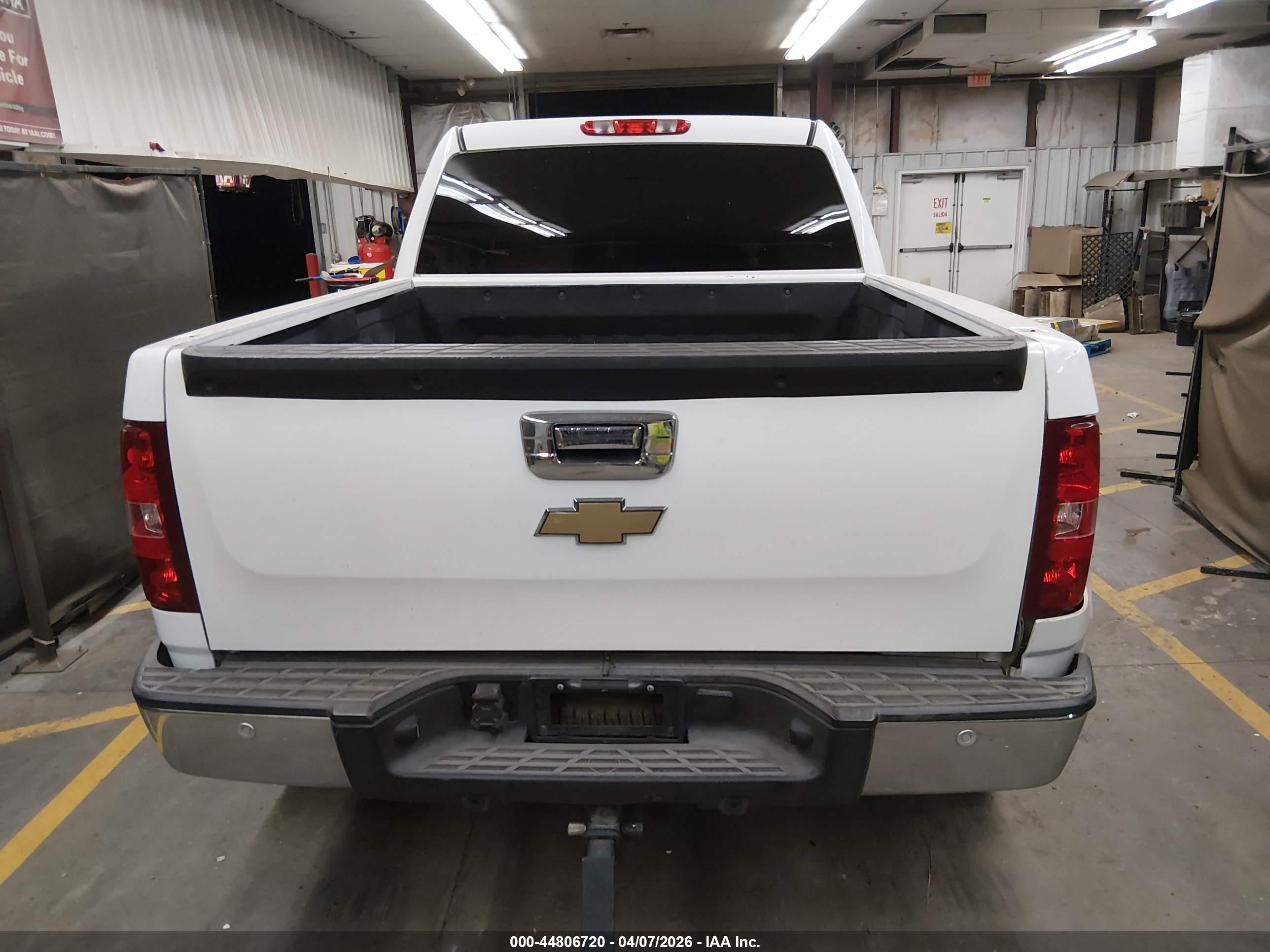 2012 Chevrolet Silverado 1500 Lt White vin: 3GCPKSE77CG116127