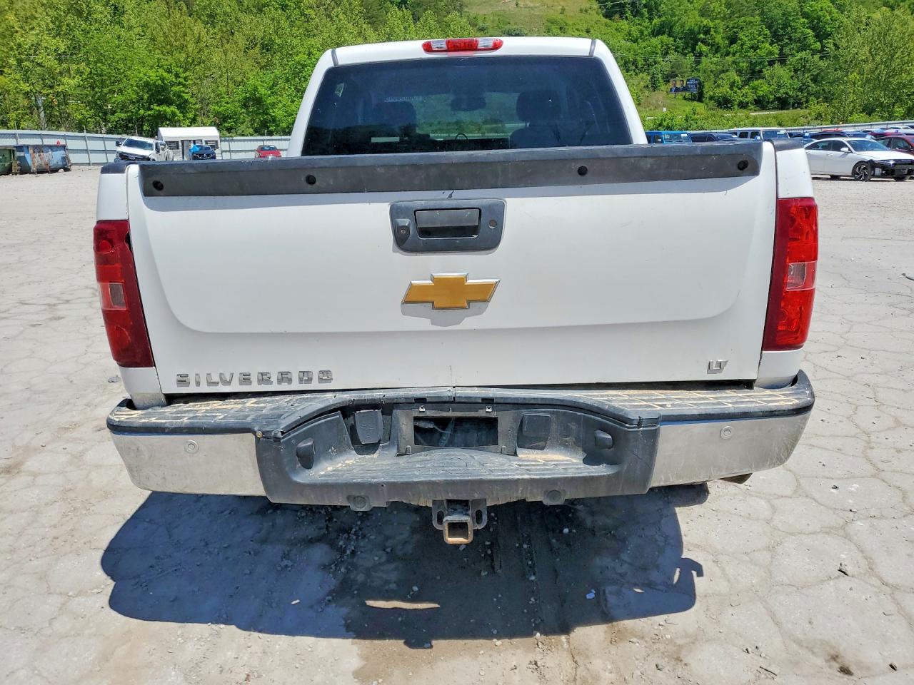 2013 Chevrolet Silverado K1500 Lt White vin: 3GCPKSE77DG370616