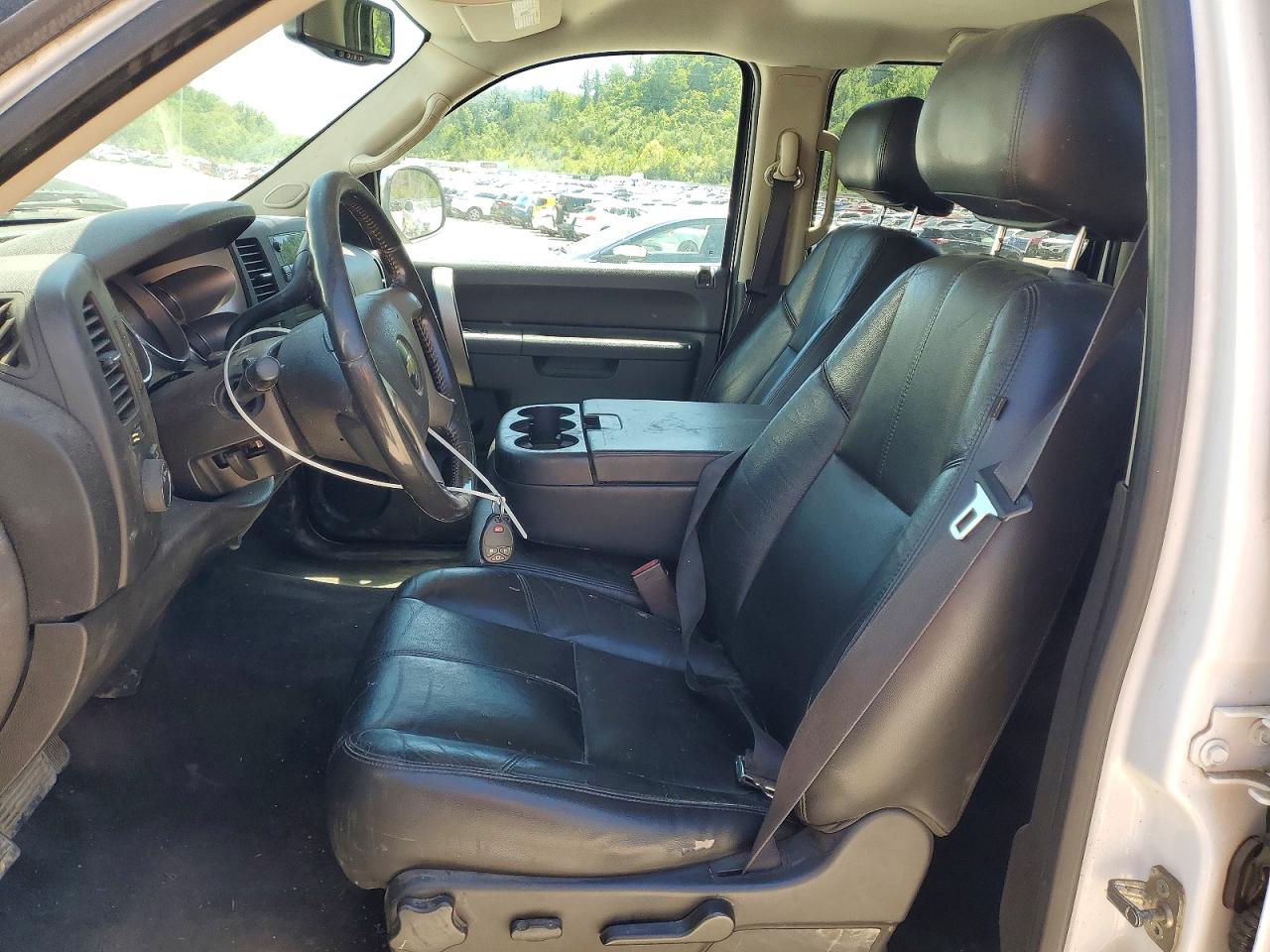 2013 Chevrolet Silverado K1500 Lt White vin: 3GCPKSE77DG370616
