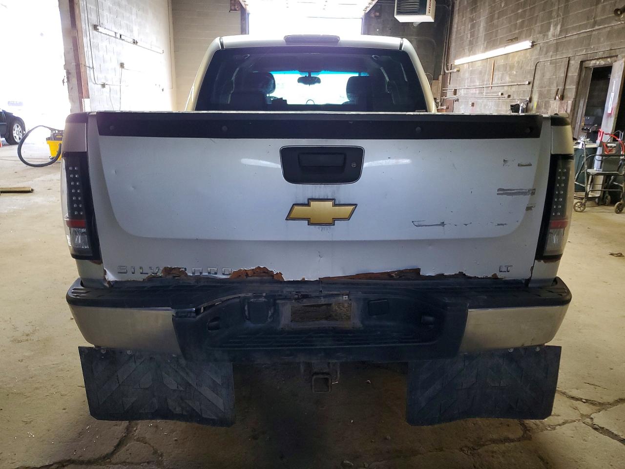 2013 Chevrolet Silverado C1500 Heavy Duty Gray vin: 3GCPKSE77DG378912