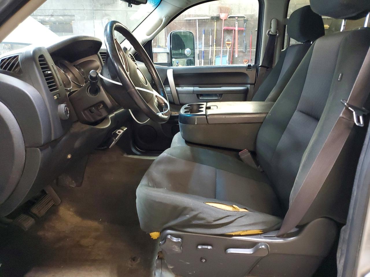 2013 Chevrolet Silverado C1500 Heavy Duty Gray vin: 3GCPKSE77DG378912