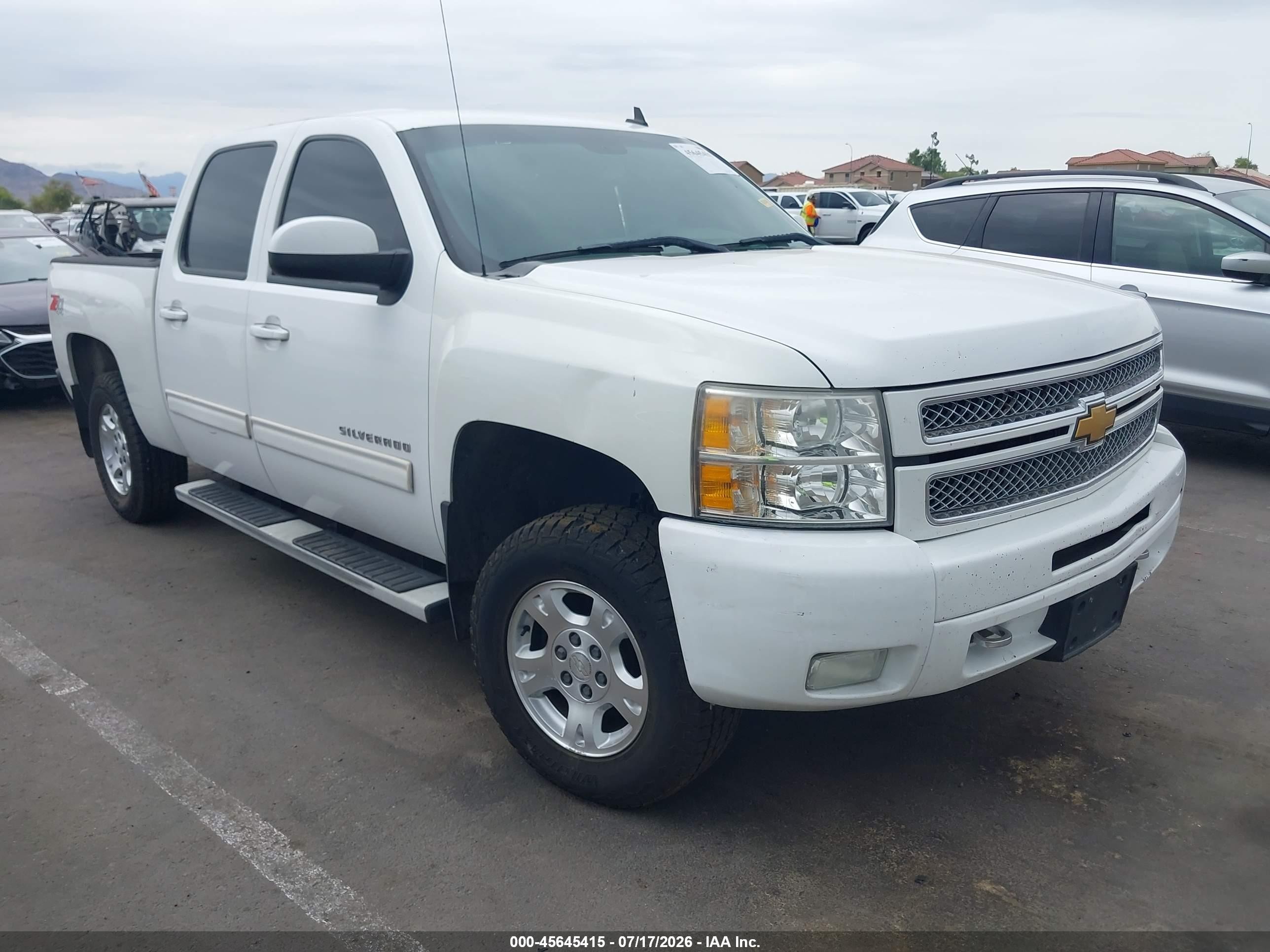 2013 Chevrolet Silverado 1500 Lt White vin: 3GCPKSE78DG337513